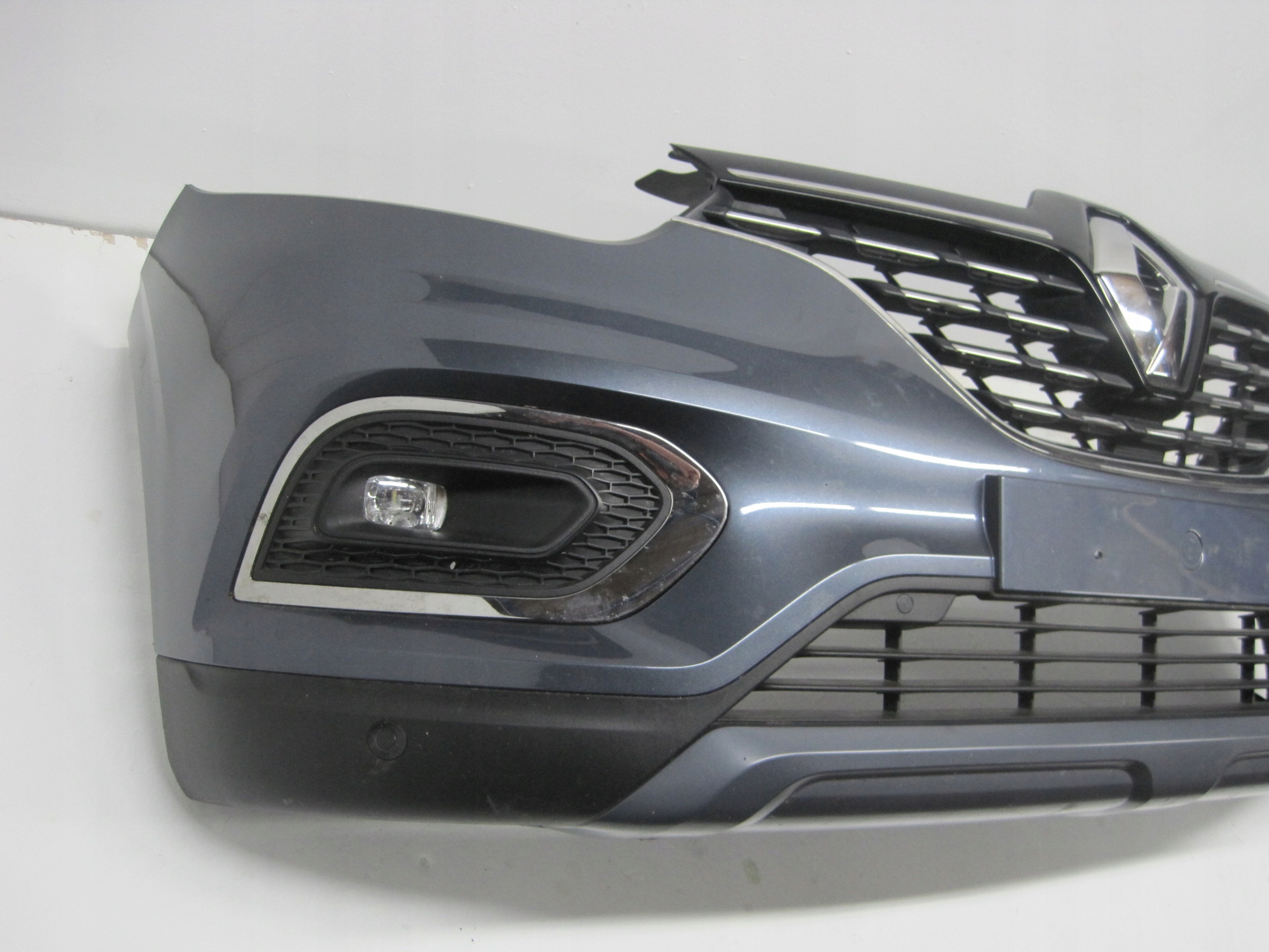 bumper RENAULT KADJAR LED 4X PDC front front