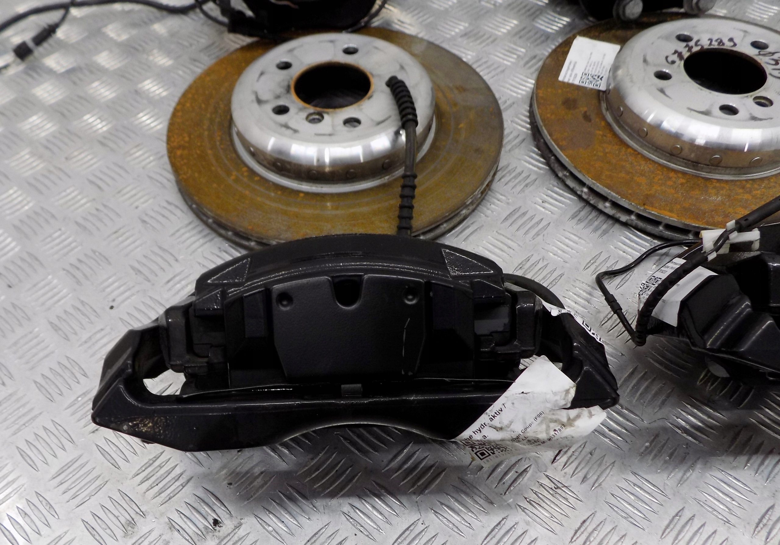 BMW F06 calipers discs brake rear part