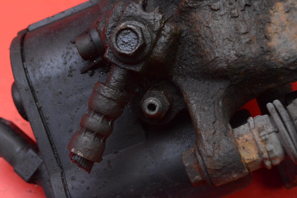 caliper brake right rear part VW PASSAT B7 2.0 TDI 140 KM 10-15