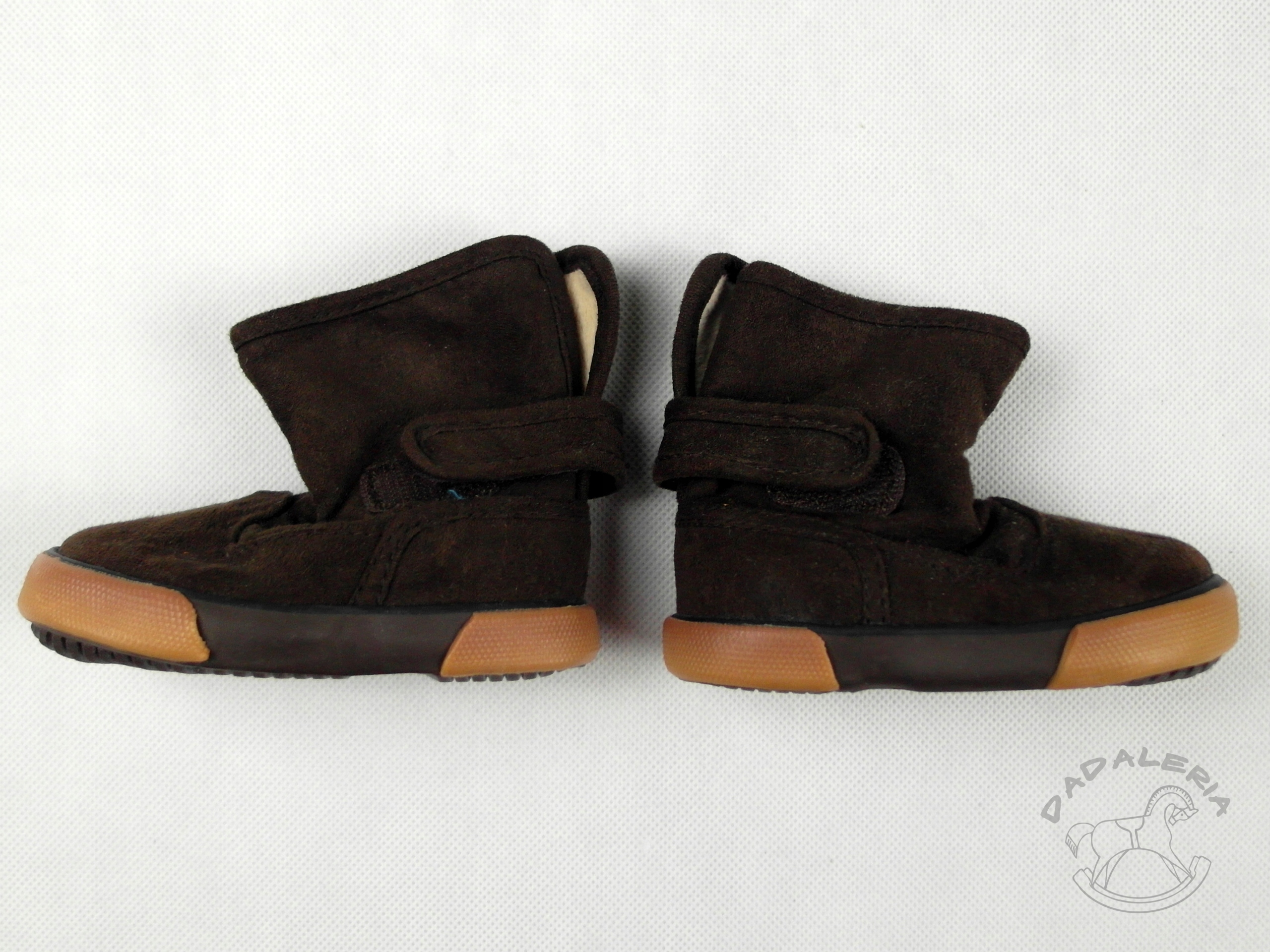 Brązowe lekko ocieplane buciki 16-17 Płeć chłopcy dziewczynki