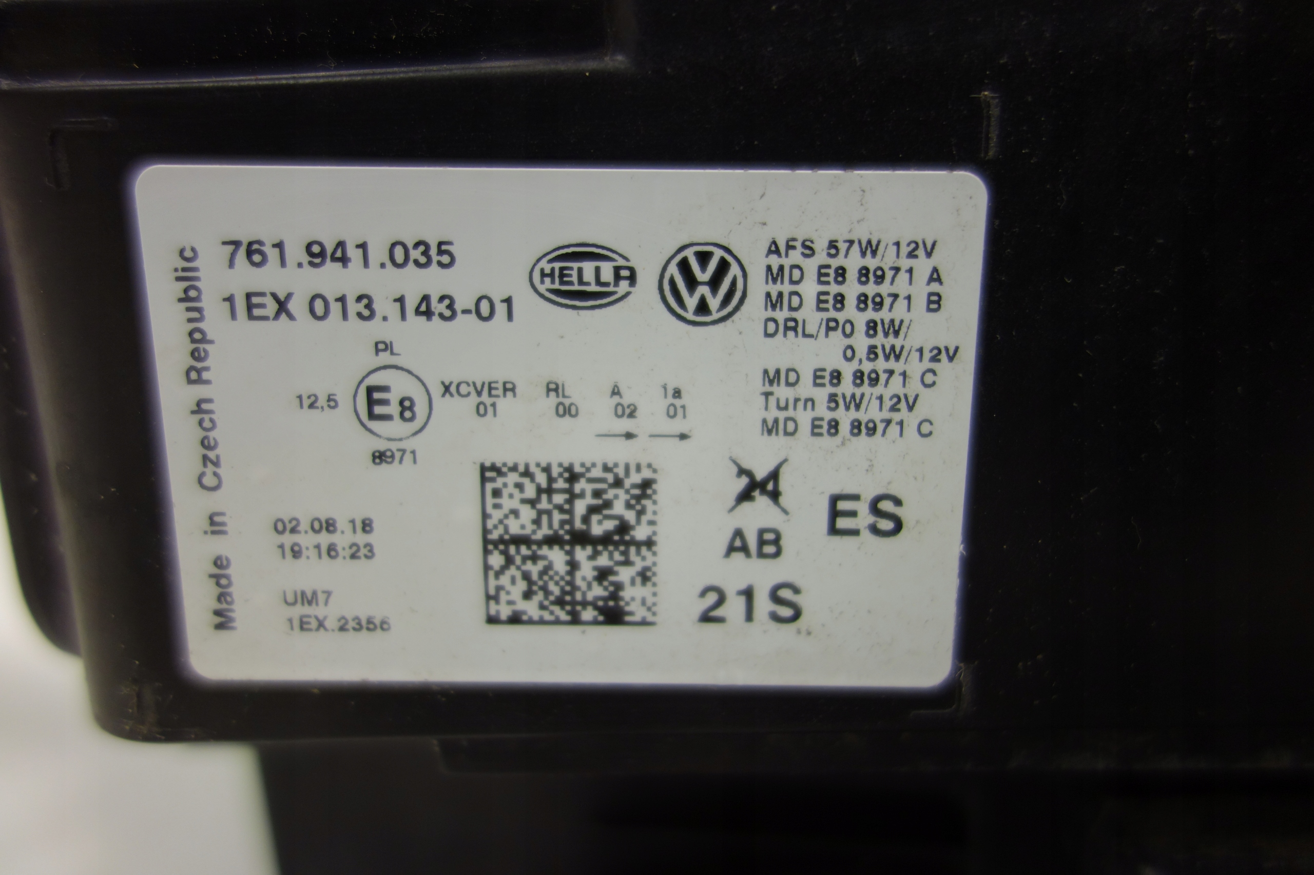 VW TOUAREG 3 2018- LAMPA LEWA PRZEDNIA FULL LED Wersja Europejska