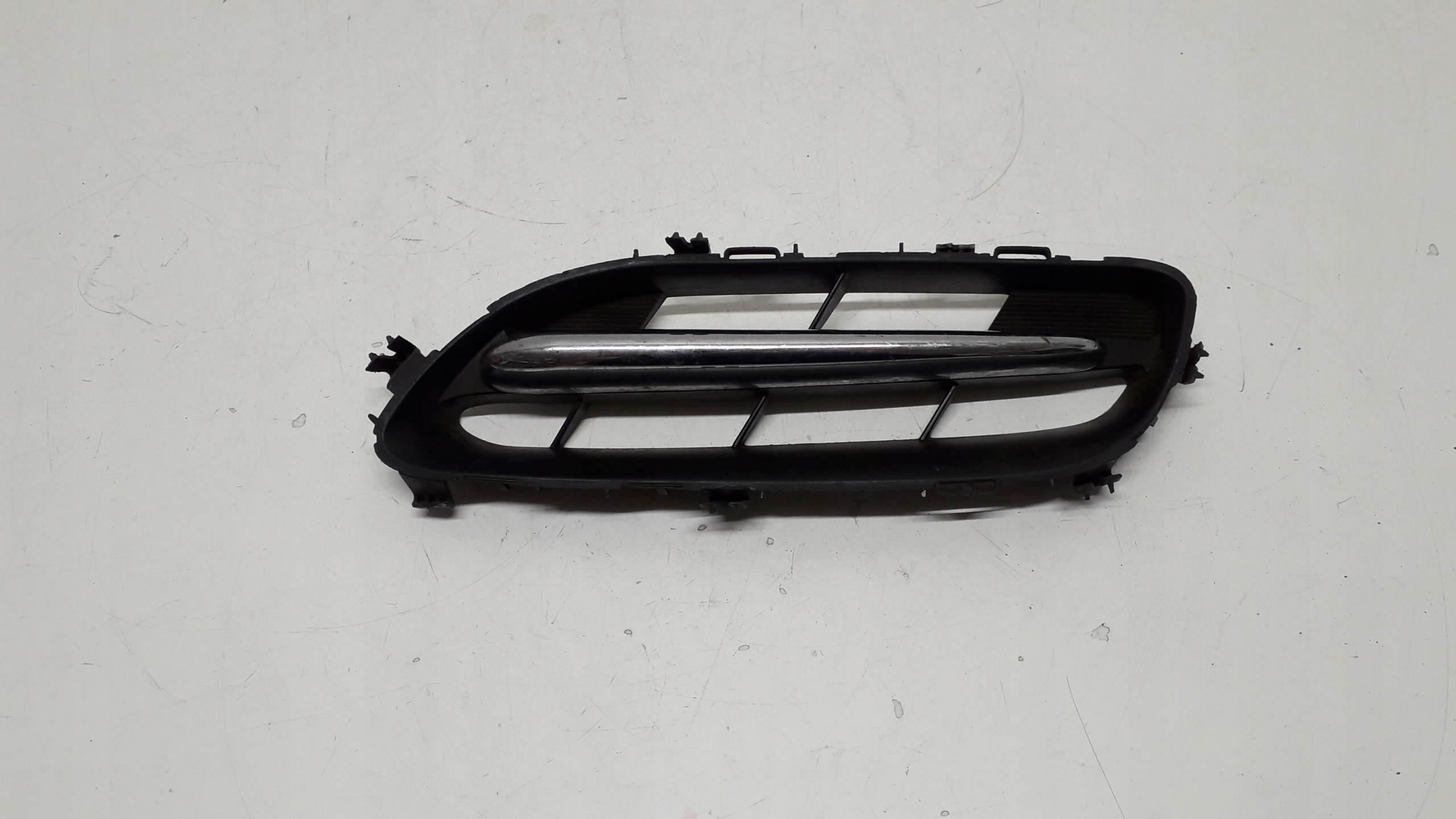 NISSAN MICRA K11 GRILL GRIL ATRAPA CHŁODNICY