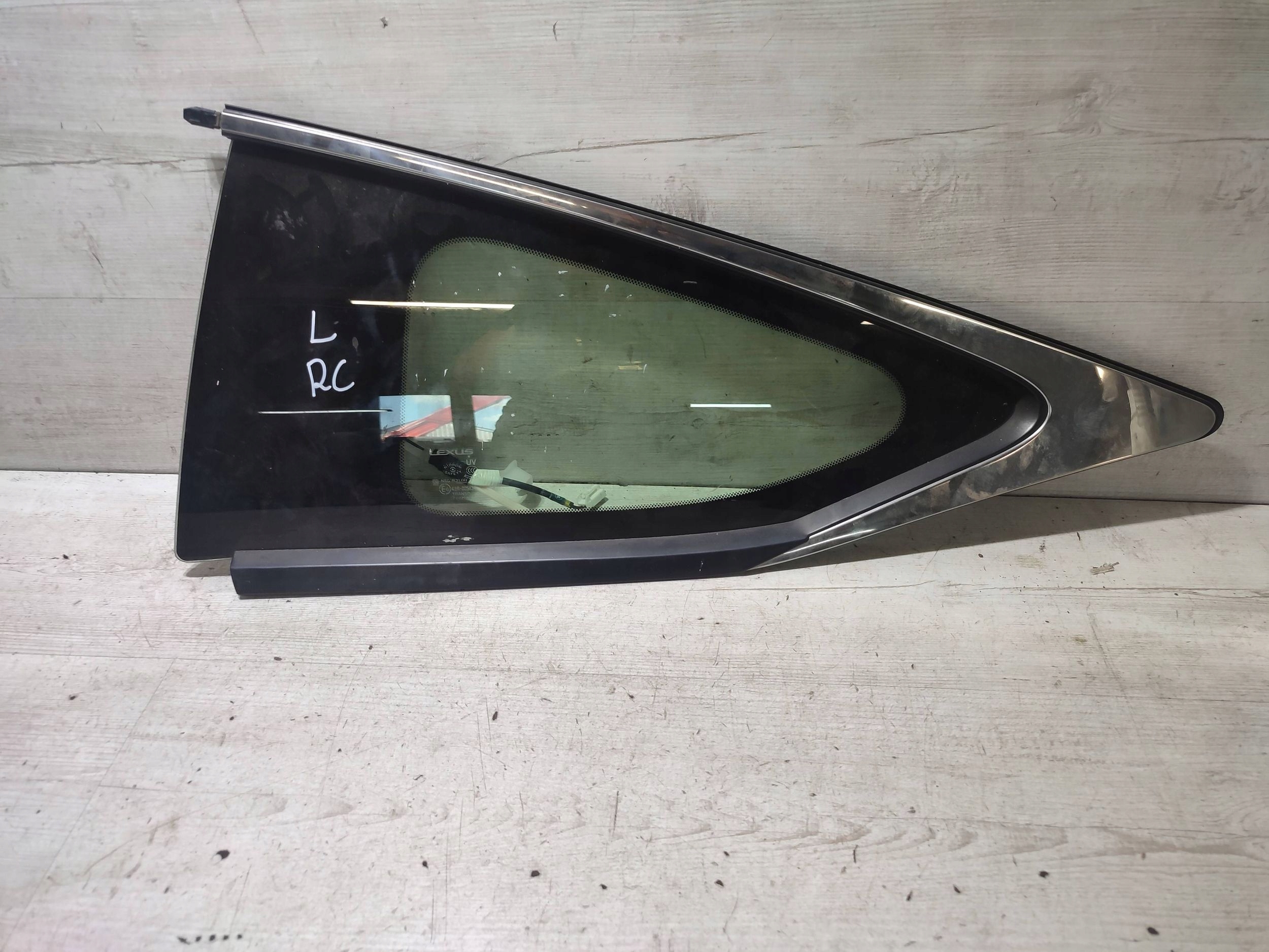 Lexus RC 2019 rear part side left window bodywork rear