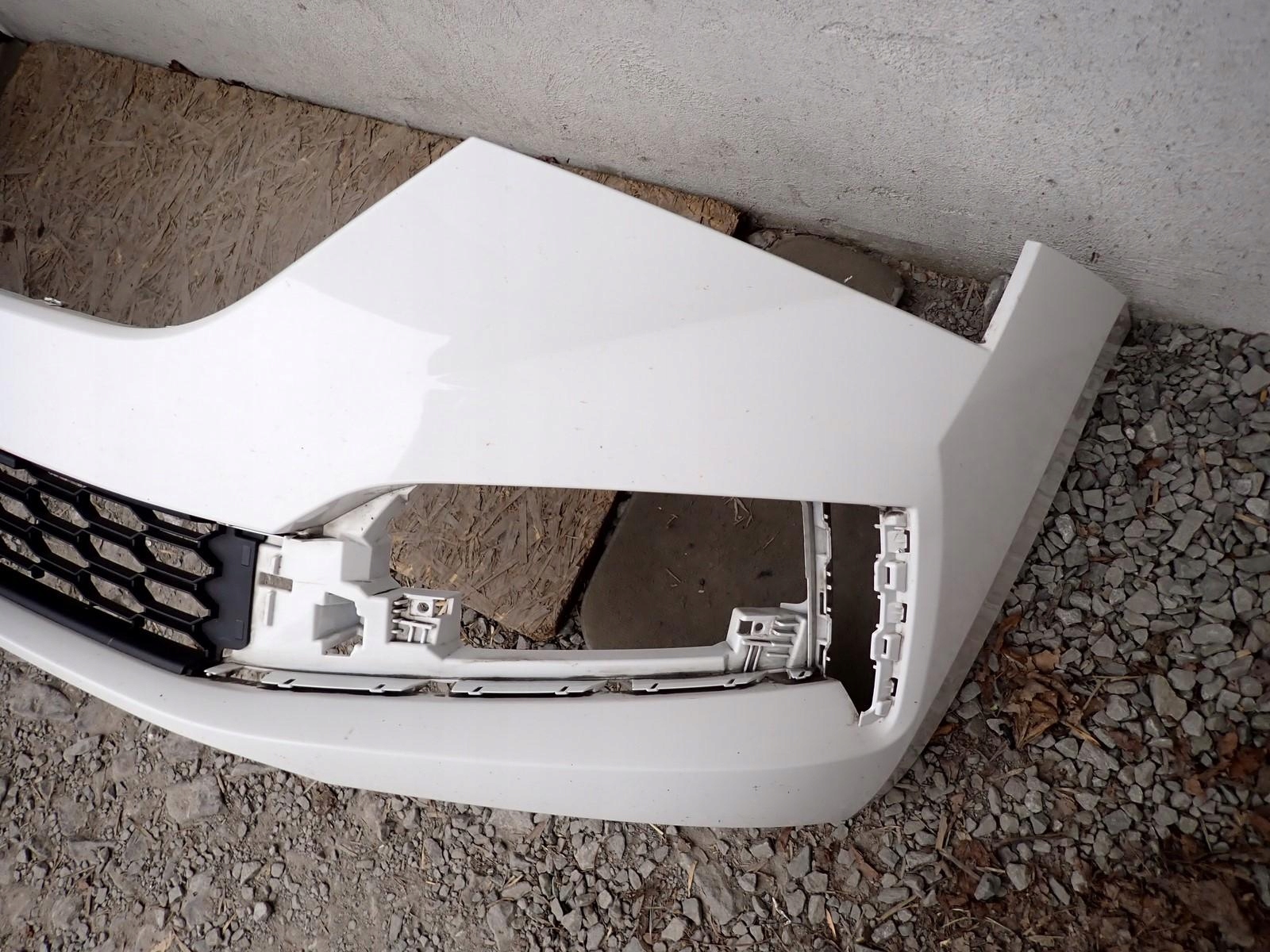 bumper front front SKODA SCALA 567 NW1 2019-2024R 657807221