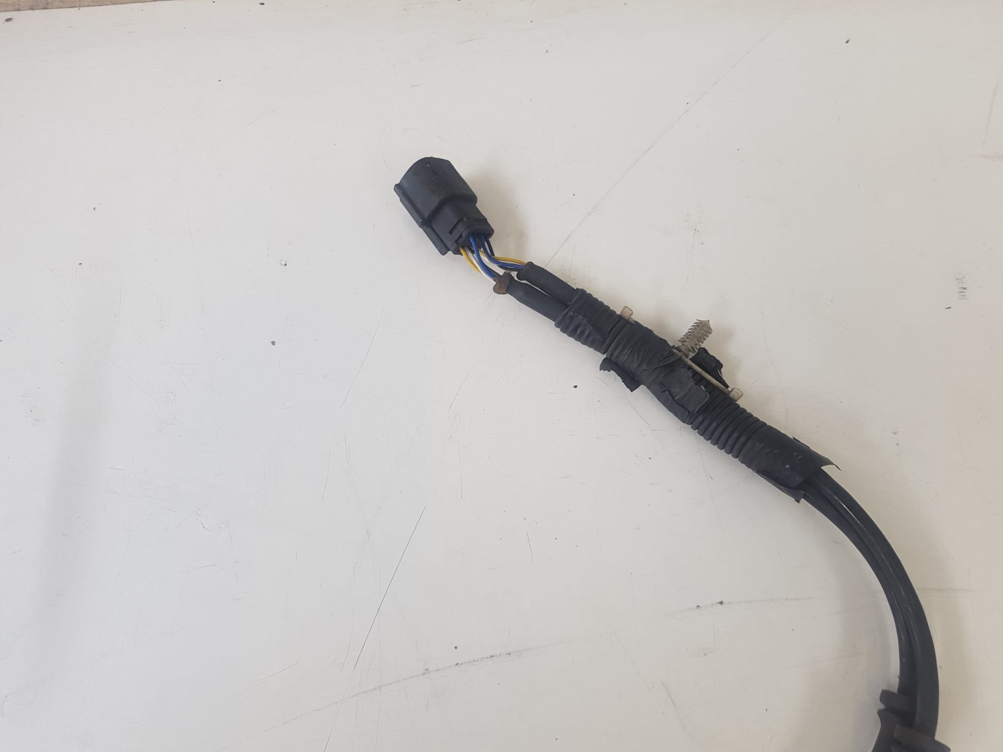 трубки газа тросы тормоза зад FORD TRANSIT MK8