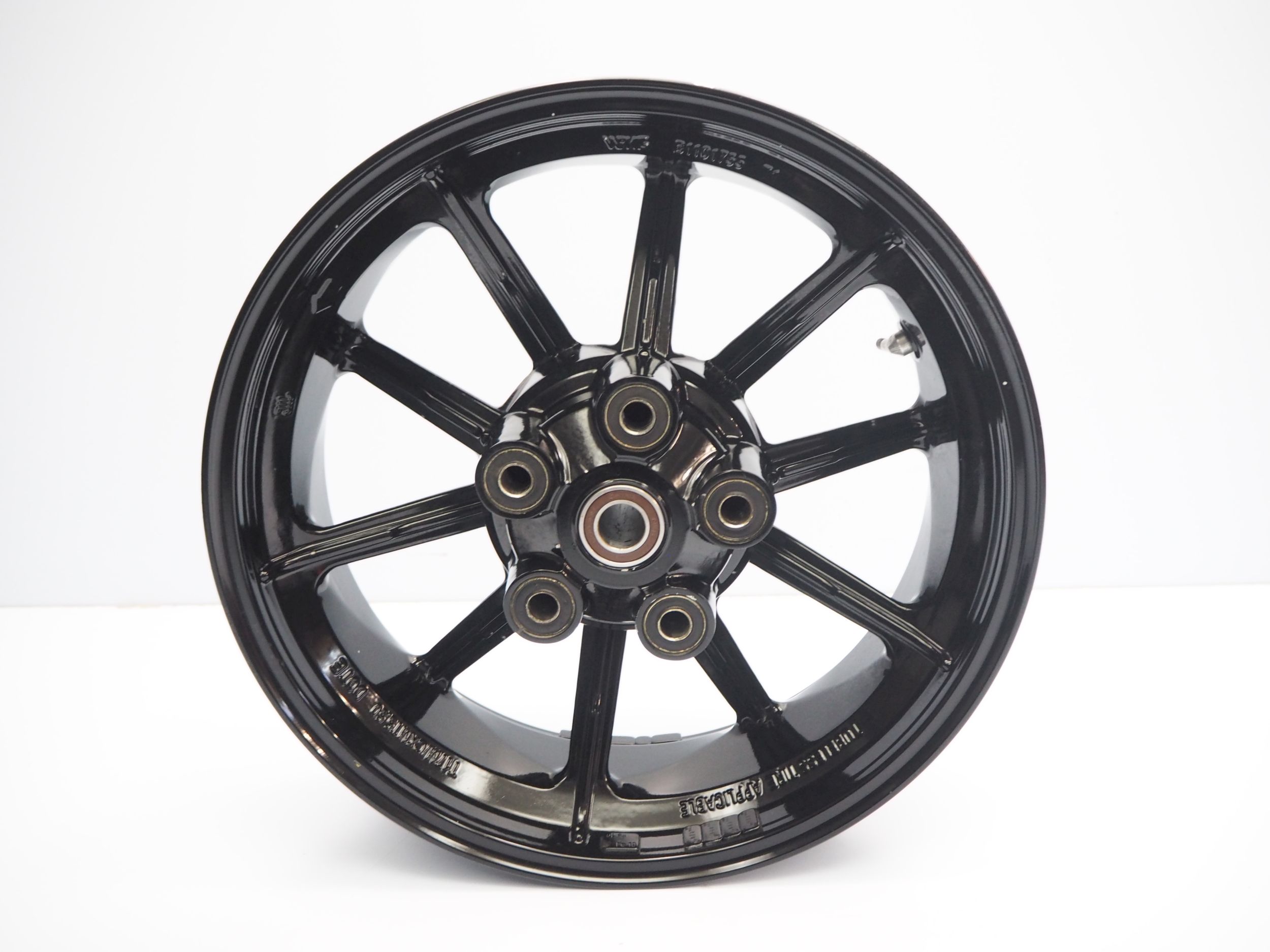 DUCATI SCRAMBLER 800 ЧИСЛО ОТВЕРСТИЙ В ДИСКЕ КОЛЕСА ЗАДНИЙ МОСТ