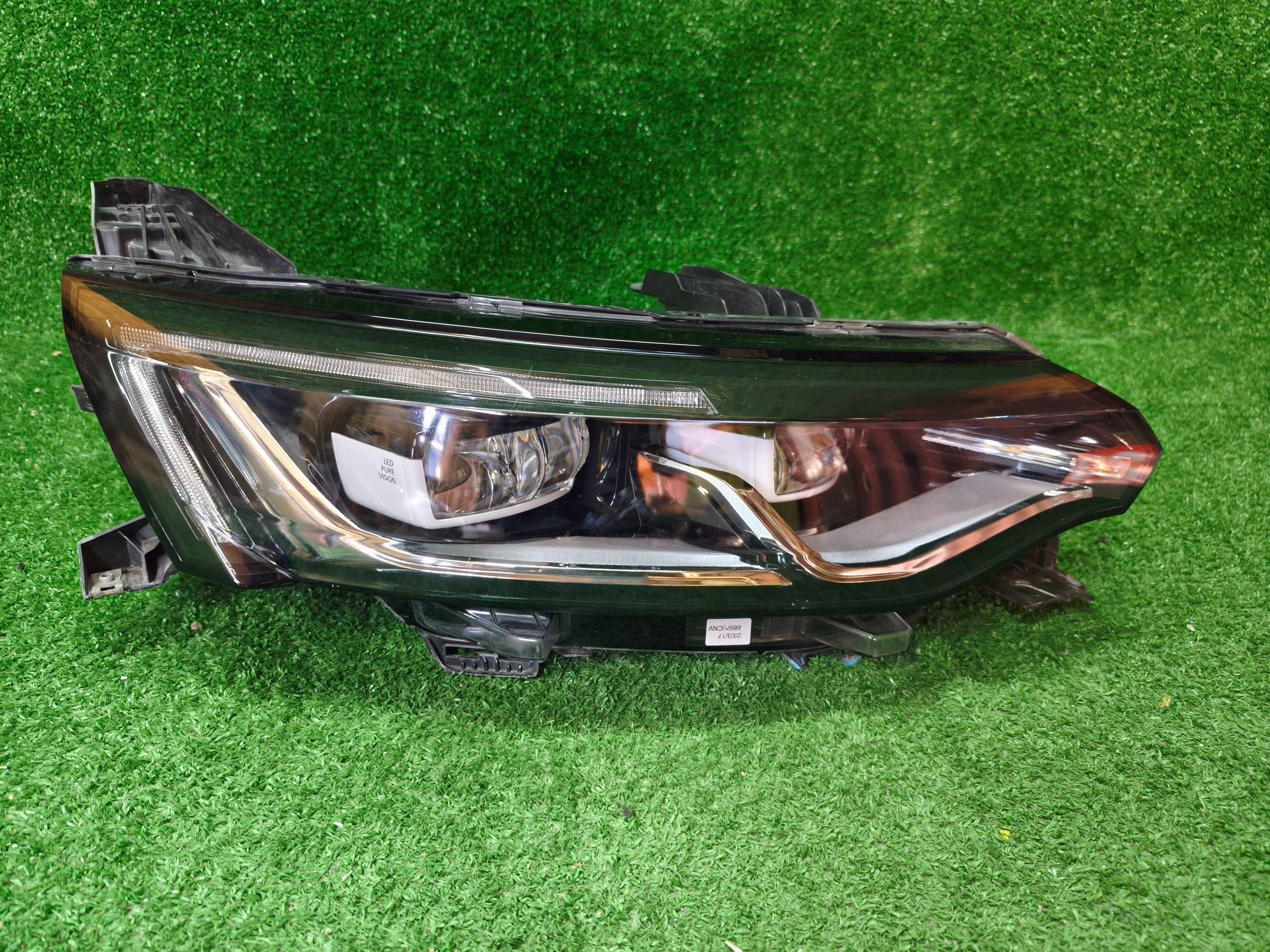 REFLEKTOR right front RENAULT TALISMAN 15- FULL LED NR.1623