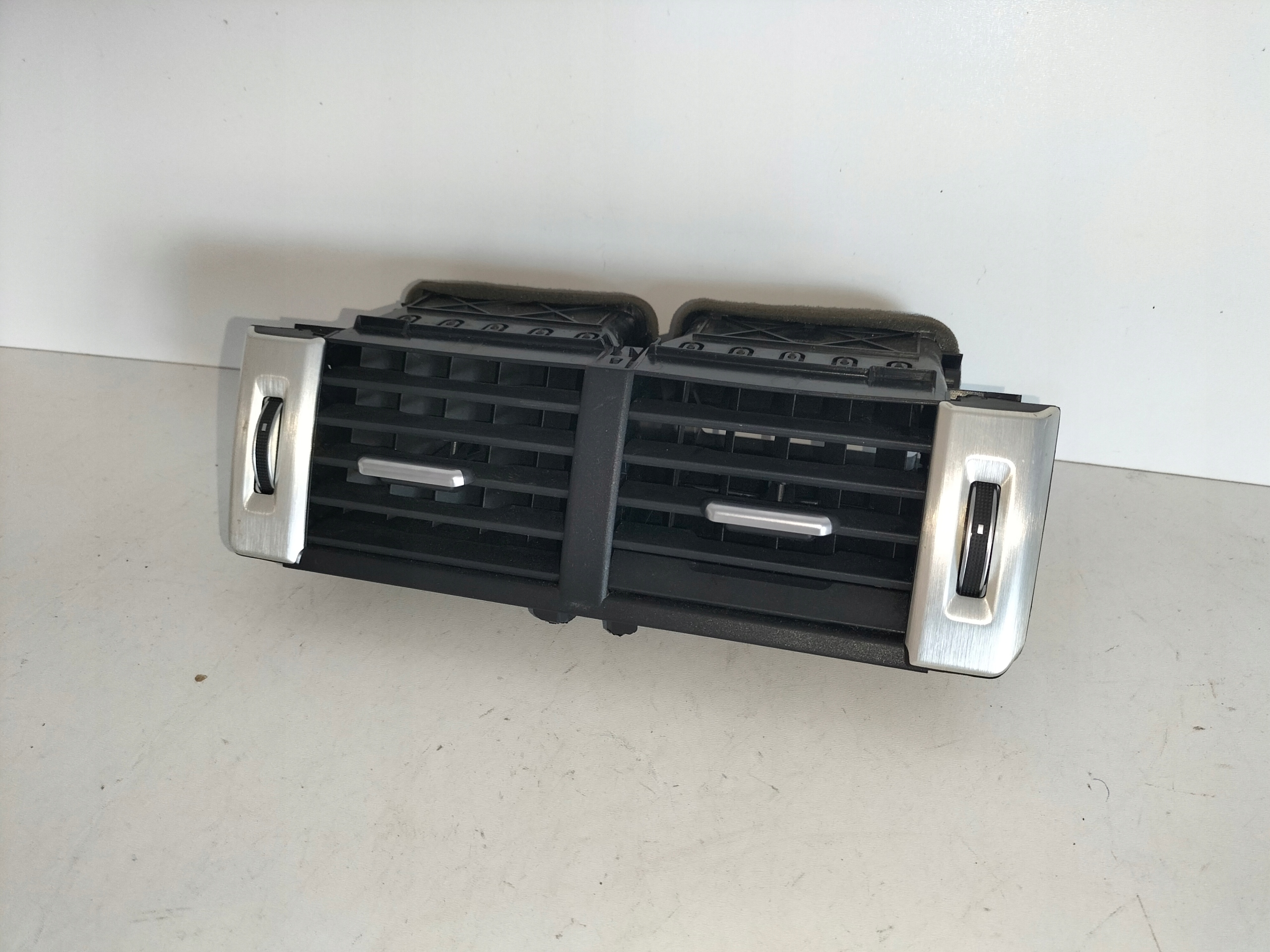 Kratki air conditioning devices air consoles front RANGE ROVER EVOQUE L538 15