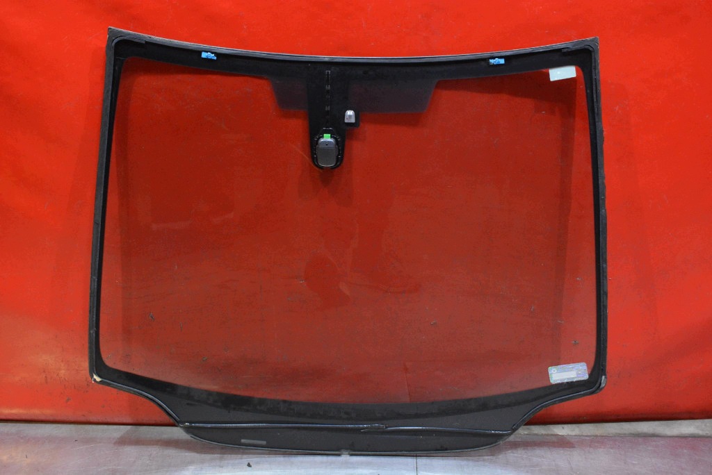 windscreen front iron HONDA CIVIC 8 VIII UFO LIFT 07-12