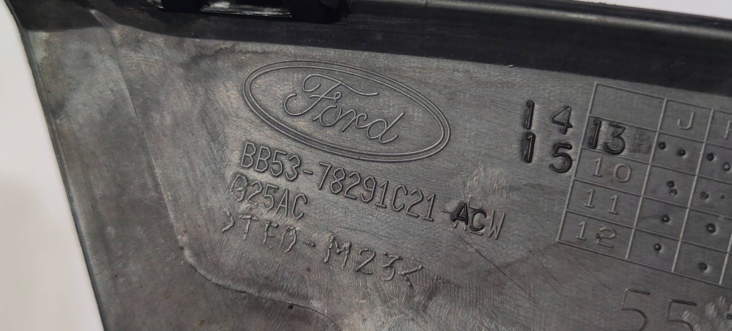 fedél lista sárvédöt far hátso bal Ford Explorer 2016-2019