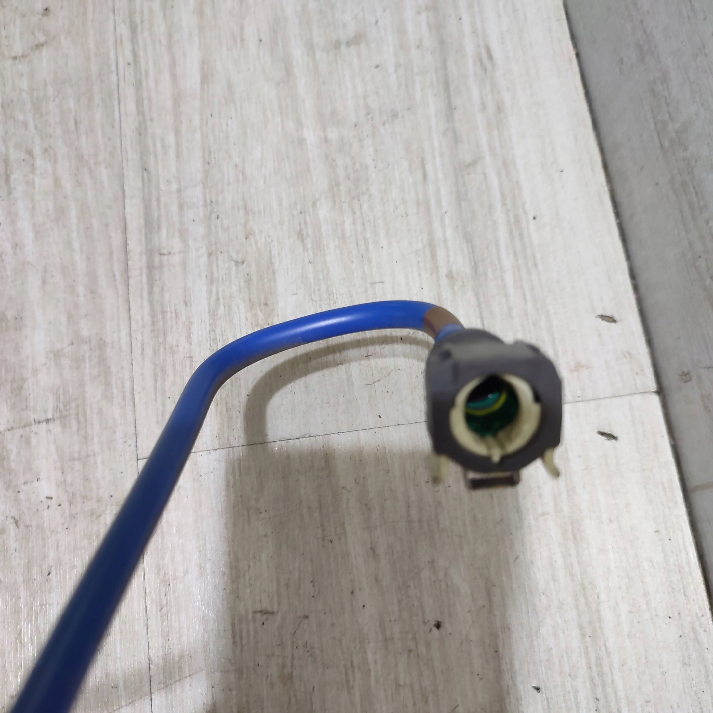 fuel line Opel Corsa F