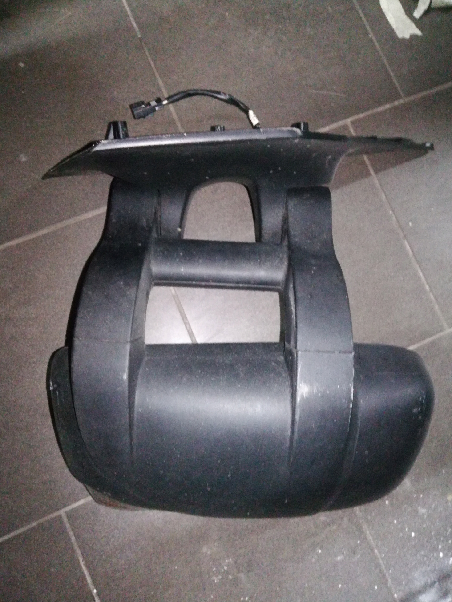 LUSTERKO LEWE DŁUGIE RENAULT MASTER 2010 - 7 PINOW Strona zabudowy lewa