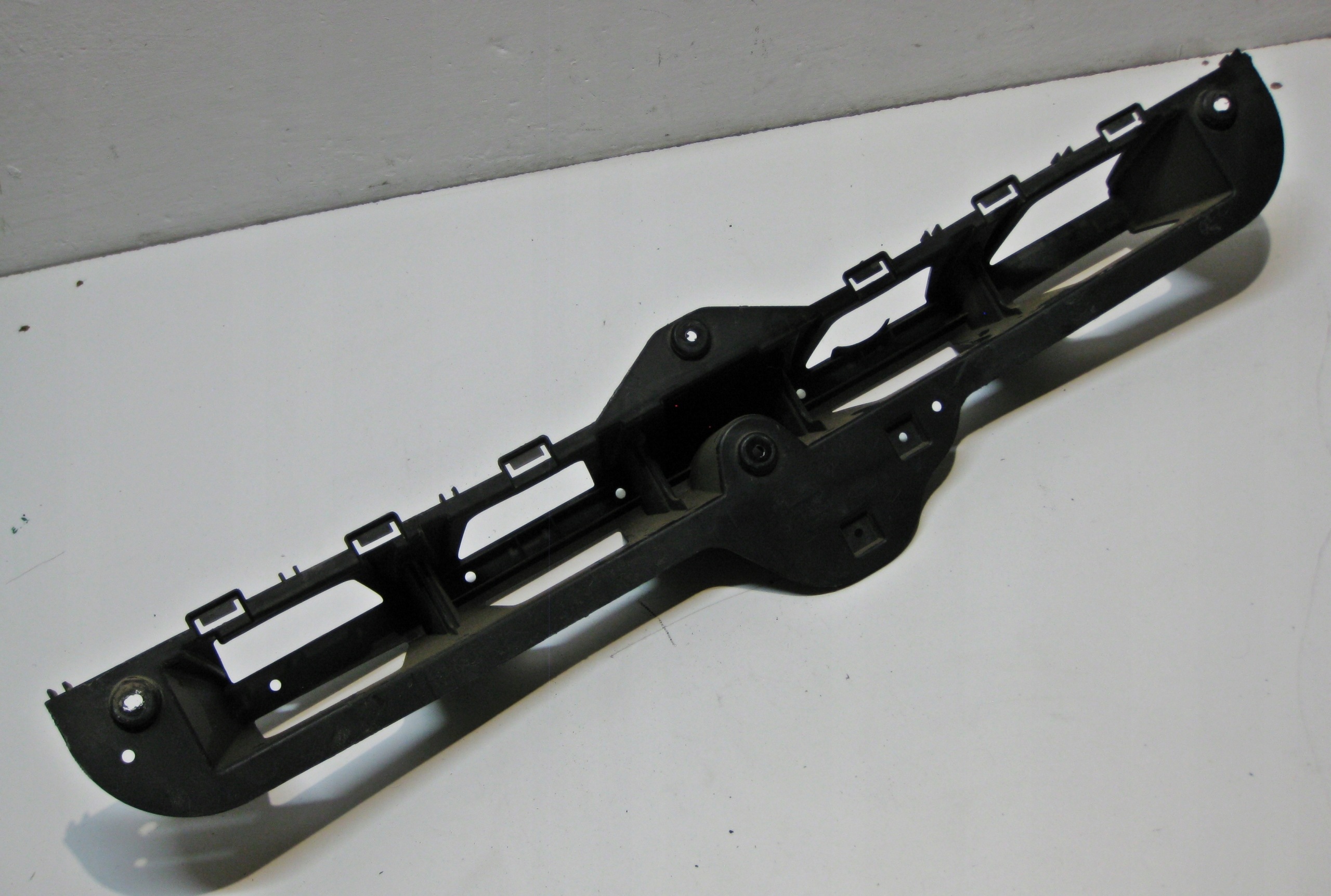 FORD B-MAX 13R 1.0EB support holder SRODKOWE bumper rear part AV11-17B861-AC