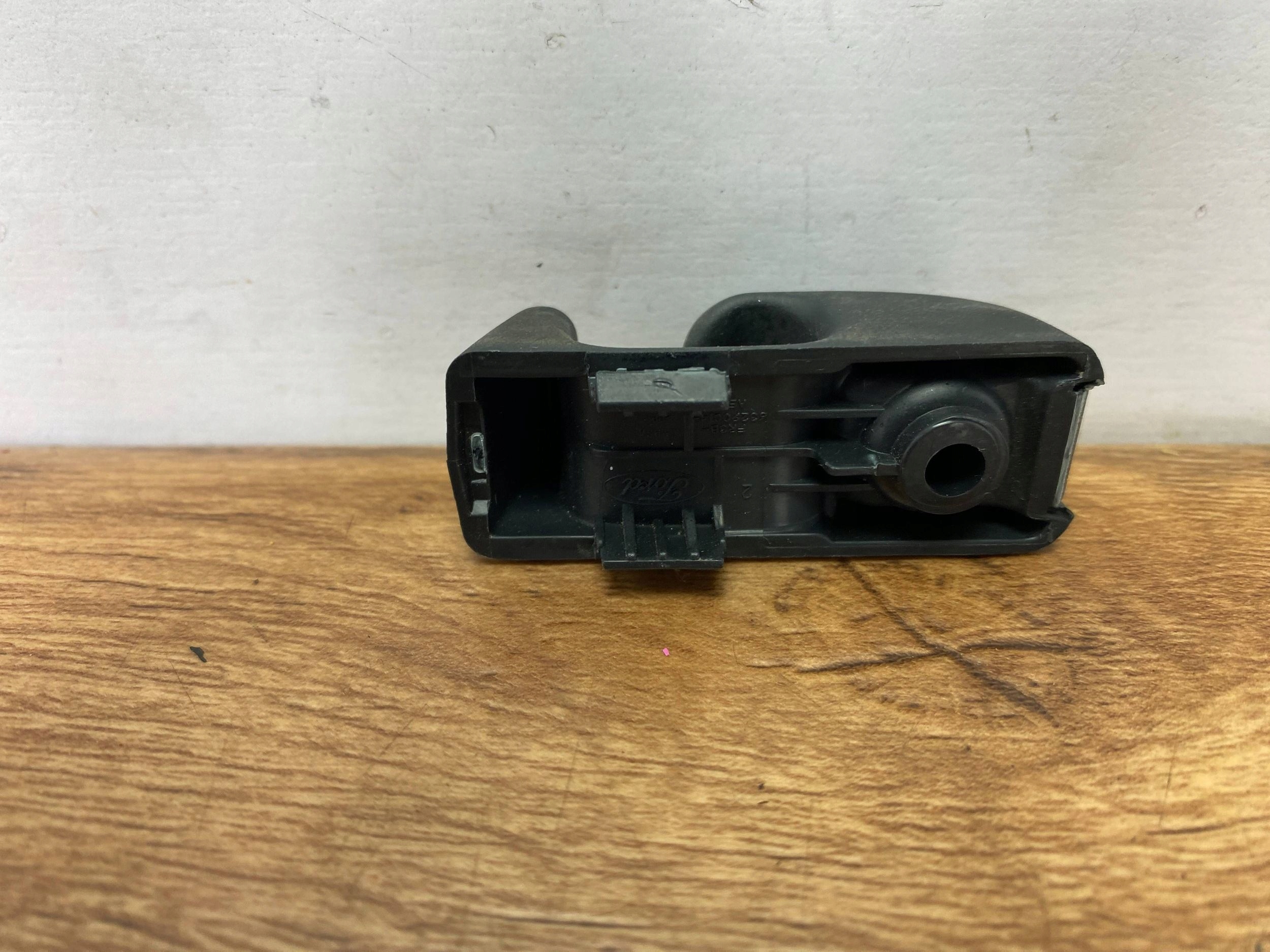 Poignée Support haczyk Interne Ford Mustang VII MK7 S650 2024+