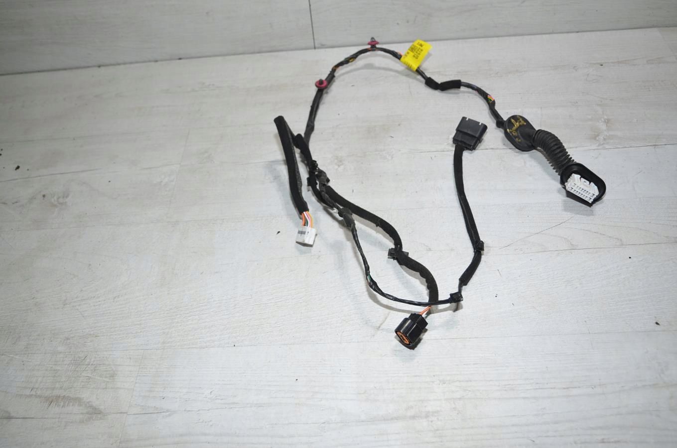 bundle door right rear part Kia Rio IV LIFT 22r
