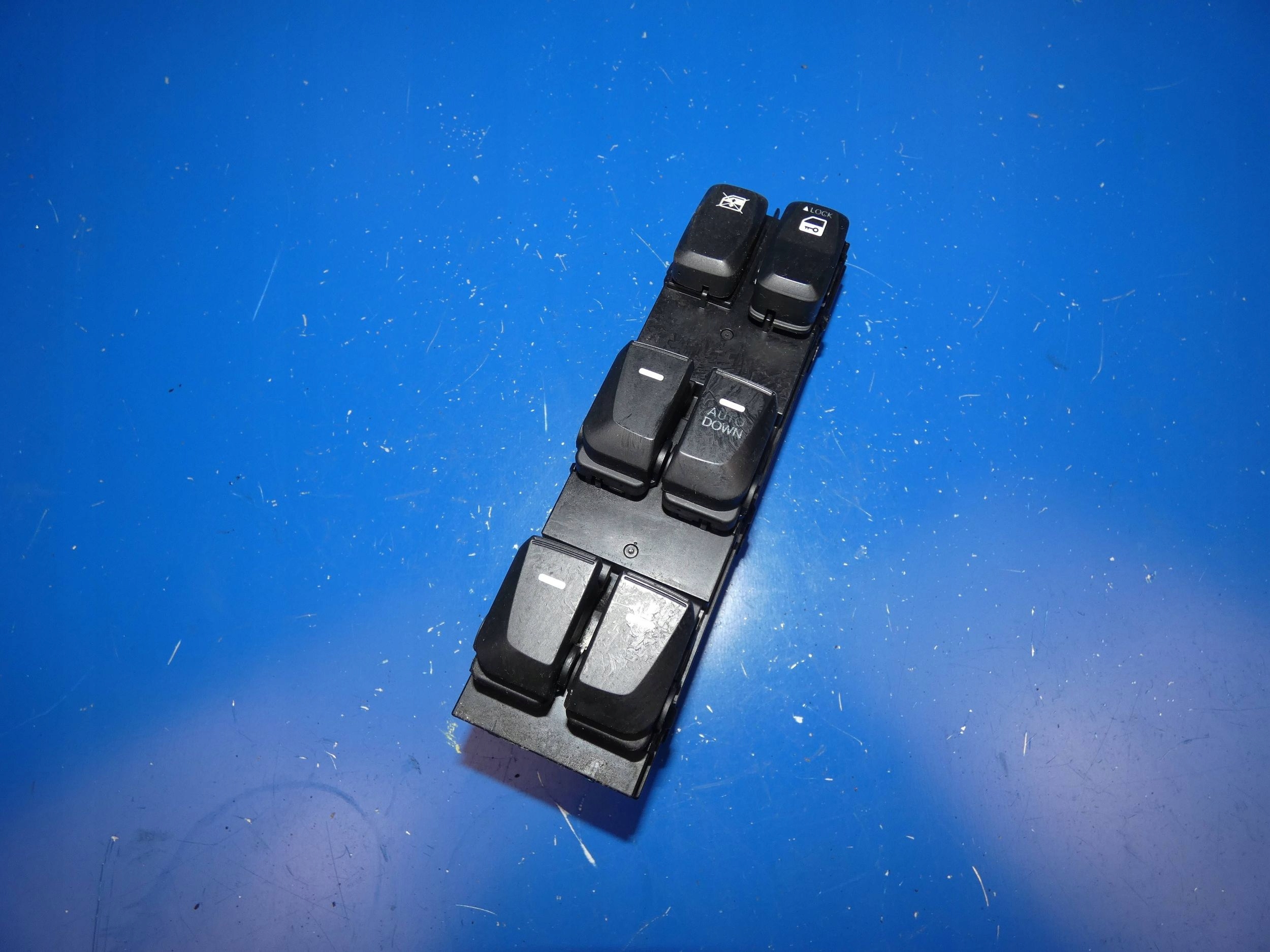 HYUNDAI IX35 window control switch driver´s - WERSJA ANGIELSKA