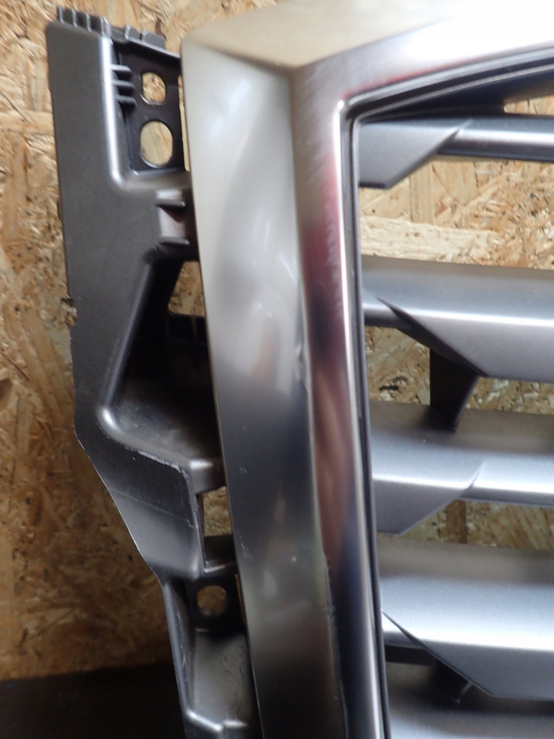 Audi Q2 Kühlergrill FRONTGRILL Kühlergitter 81A853651 - Thumbnail 4