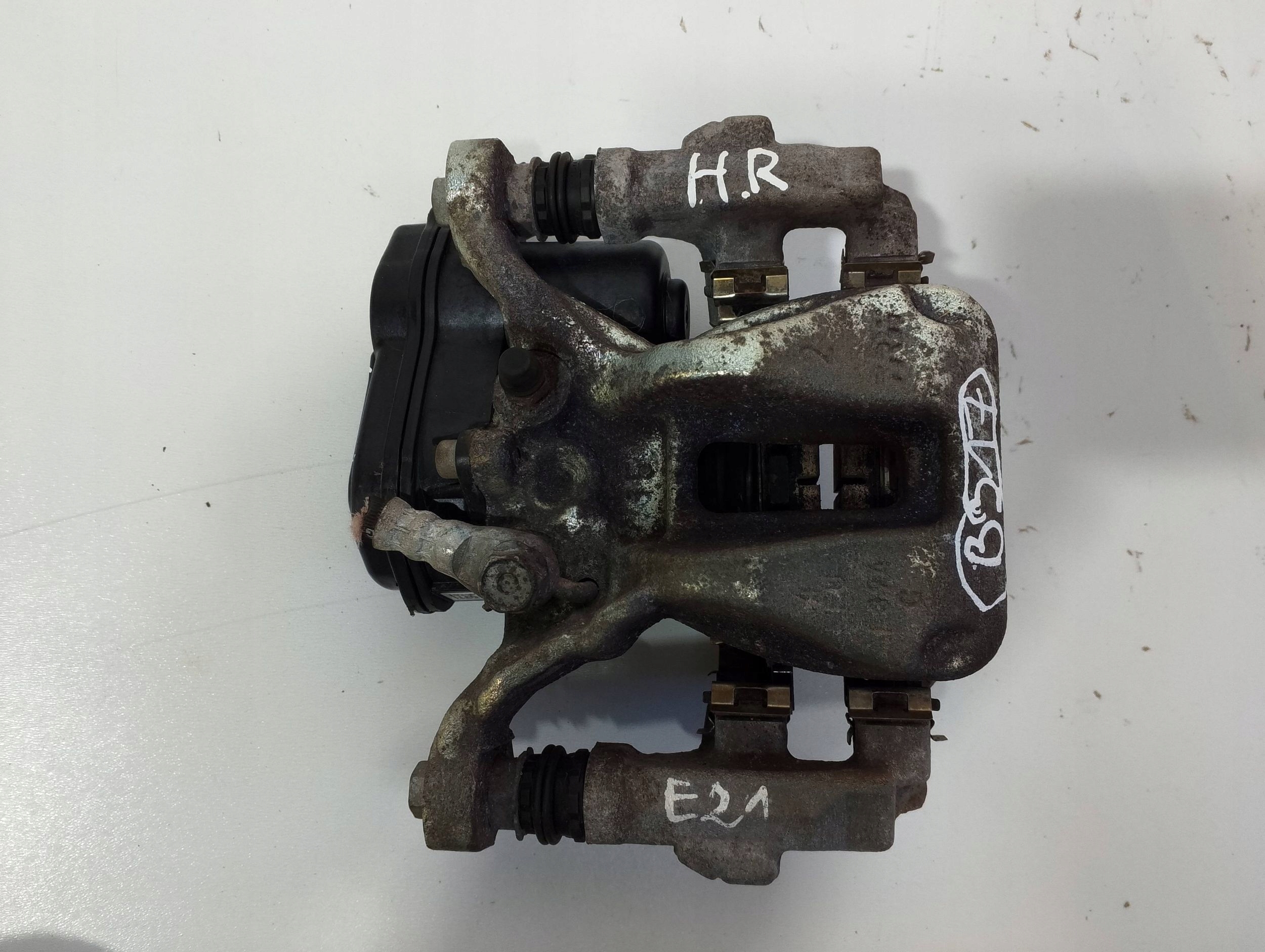 Toyota Corolla E210 E21 caliper brake right tyny (B217)