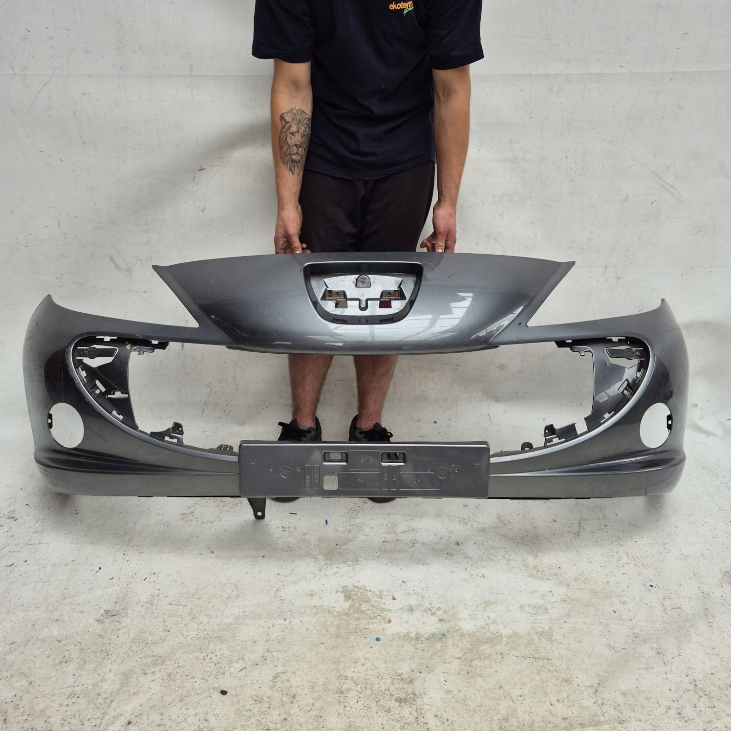 PEUGEOT 206+ plus 09-12 bumper front front for fog lights 9686460377