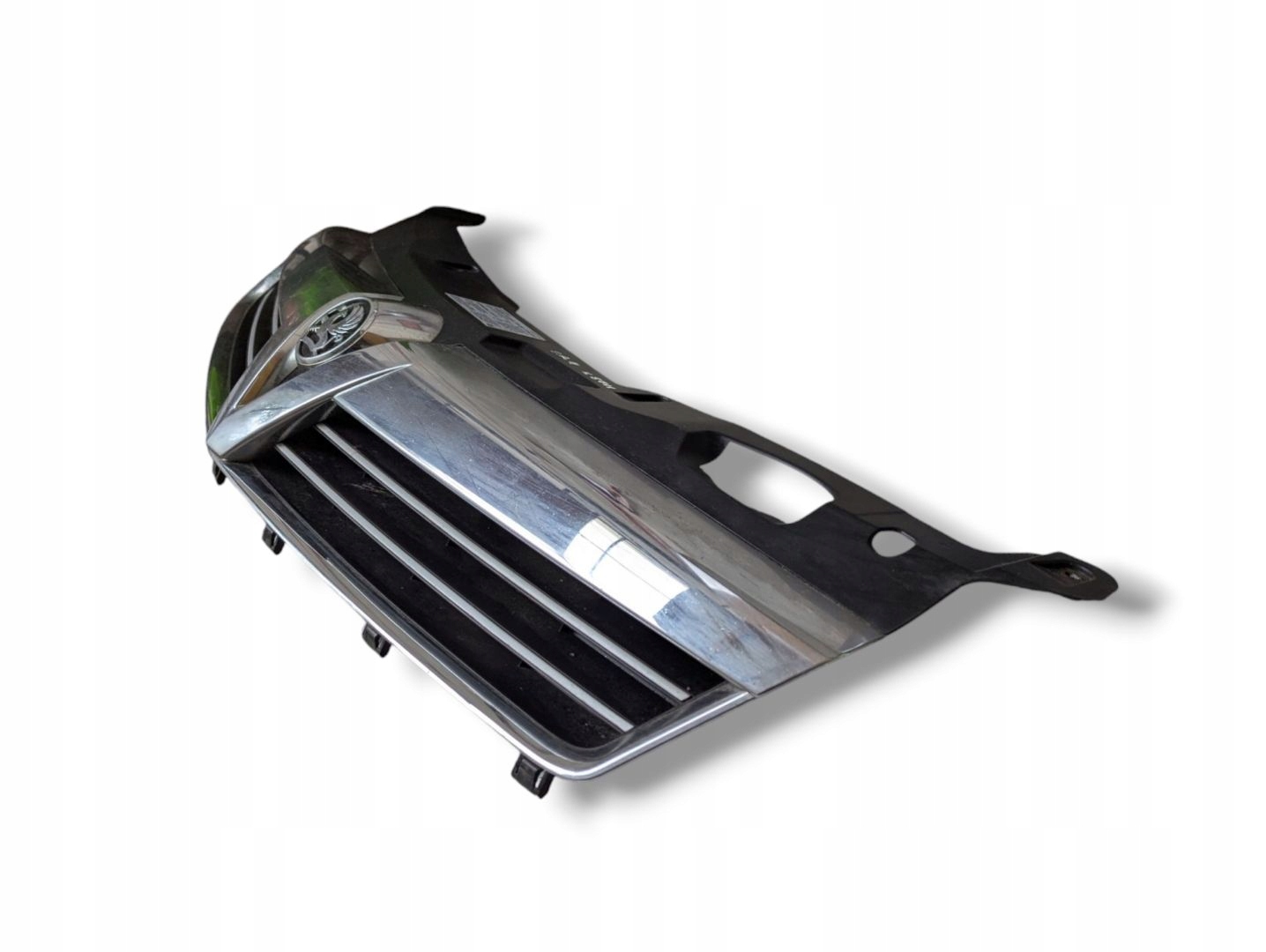 grille radiator Opel Astra H facelift 2007 13225791