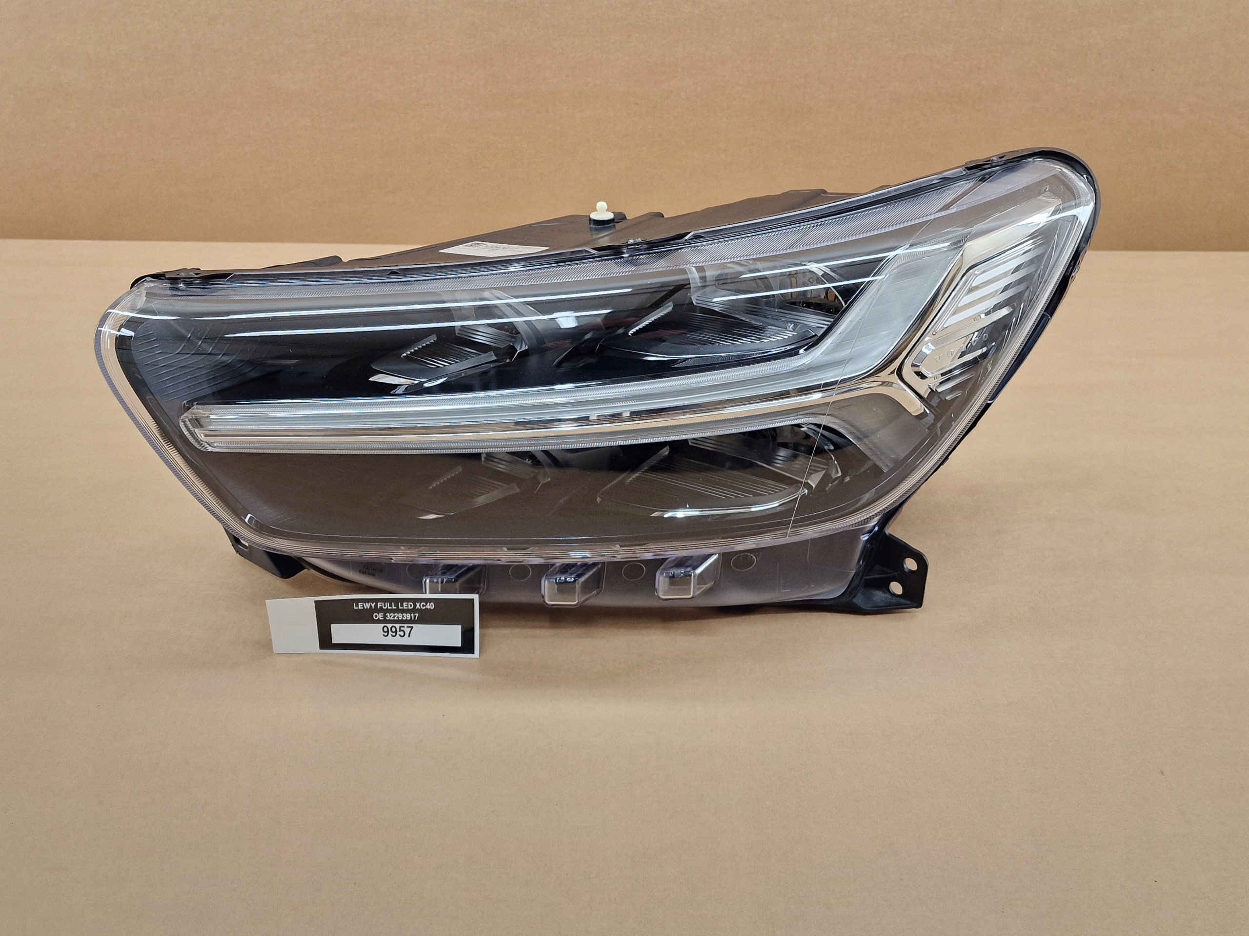 complete left light FULL LED VOLVO XC40