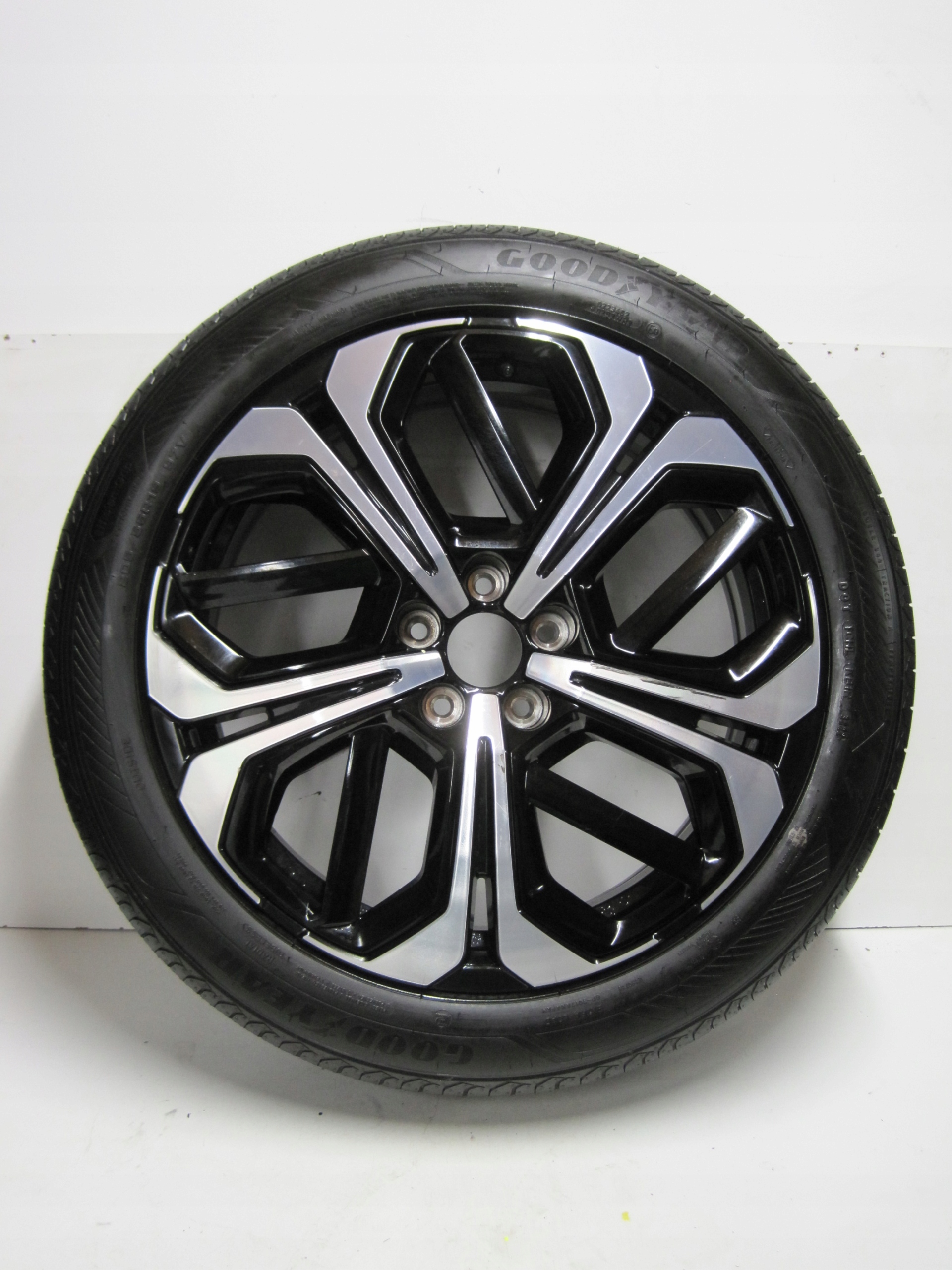 wheels discs tyres CITROEN C5X R19 6mm