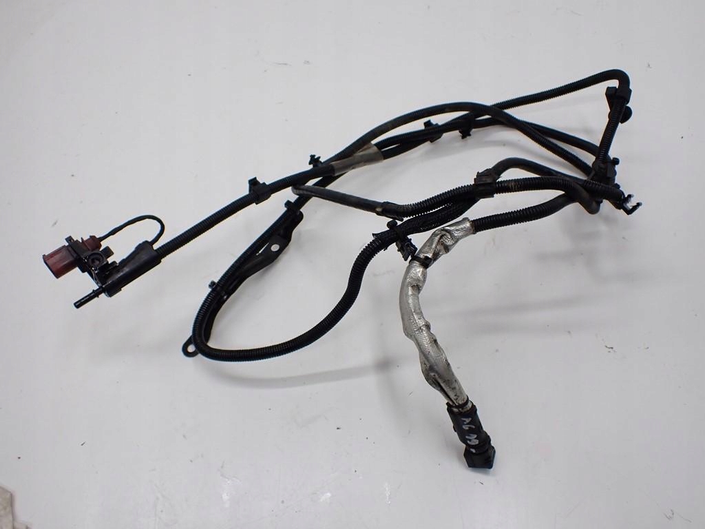 PRZEWÓD INSTALACJA ADBLUE AUDI A6 C8 A7 4K 2.0 TDI DFB 19R Jakość części (zgodnie z GVO) O - oryginał z logo producenta pojazdu (OE)