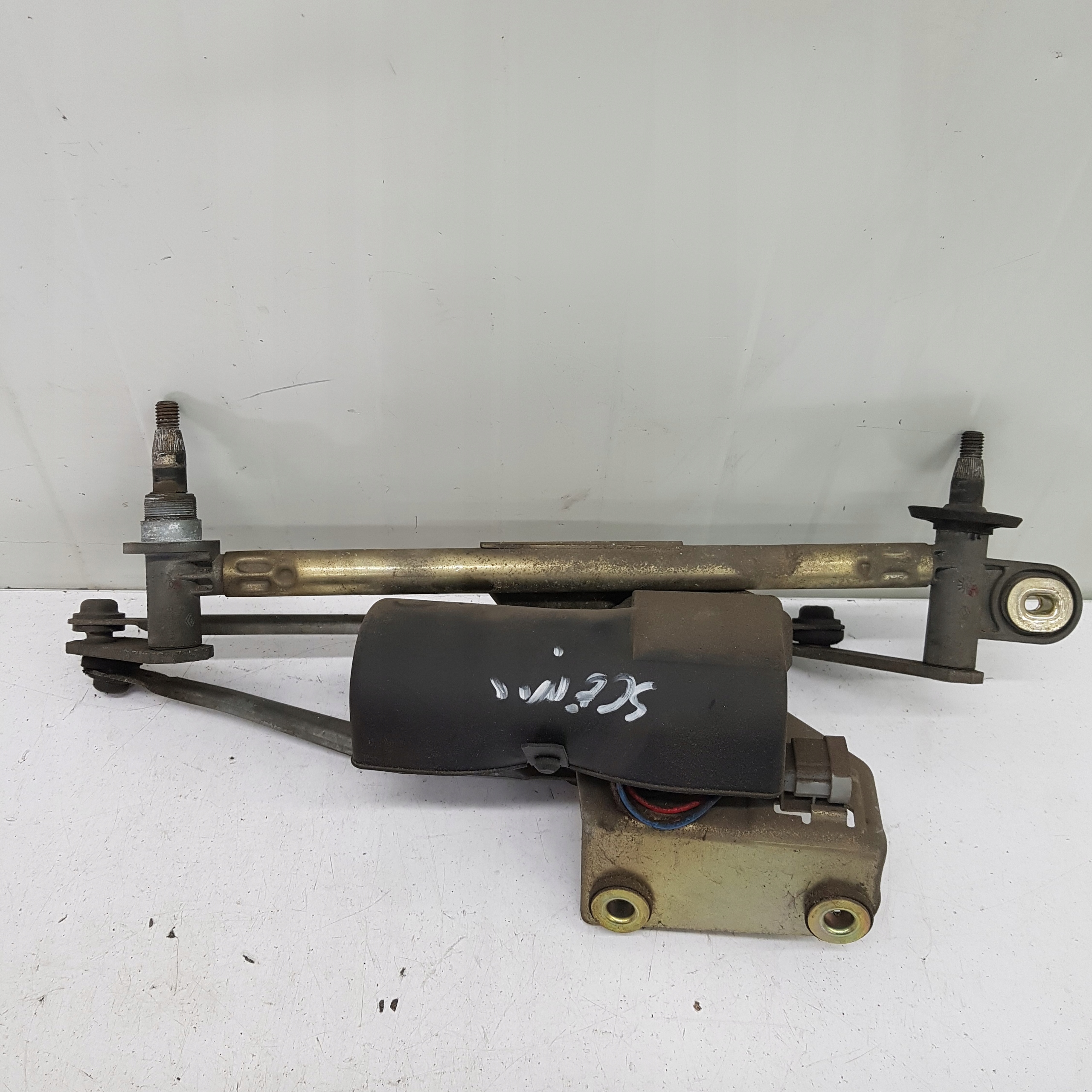 MECHANIZM WYCIERACZEK PRZÓD RENAULT SCENIC 1 0390241352