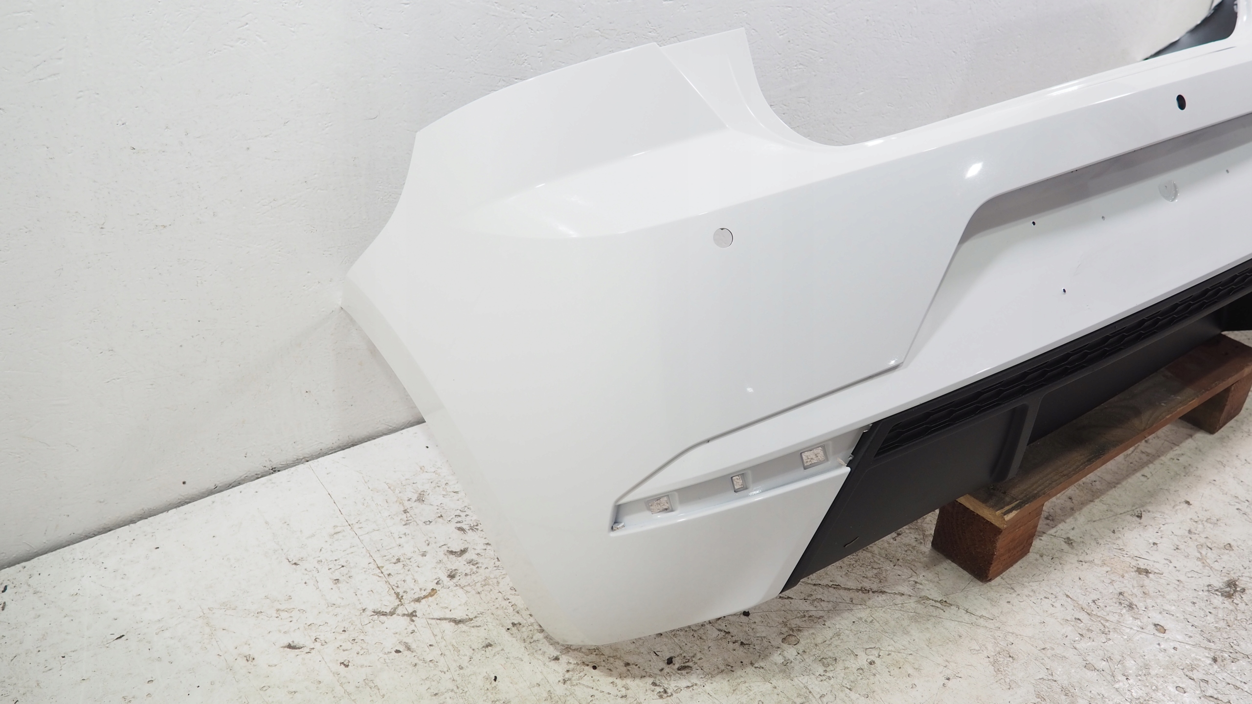 Seat Ibiza V bumper rear part rear 6F0807417AF