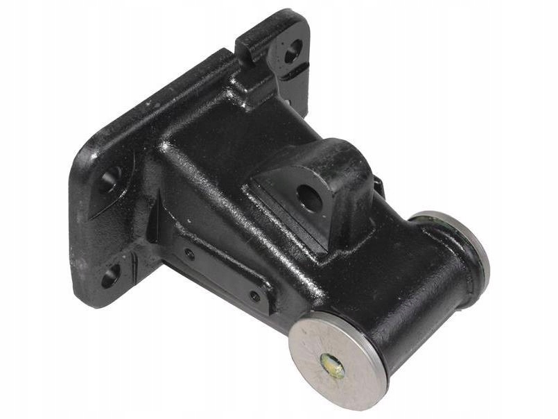 080.179 - КРОНШТЕЙН КОРОМЫСЛА КАБИНЫ MAGNUM DXI ПРАВЫЙ