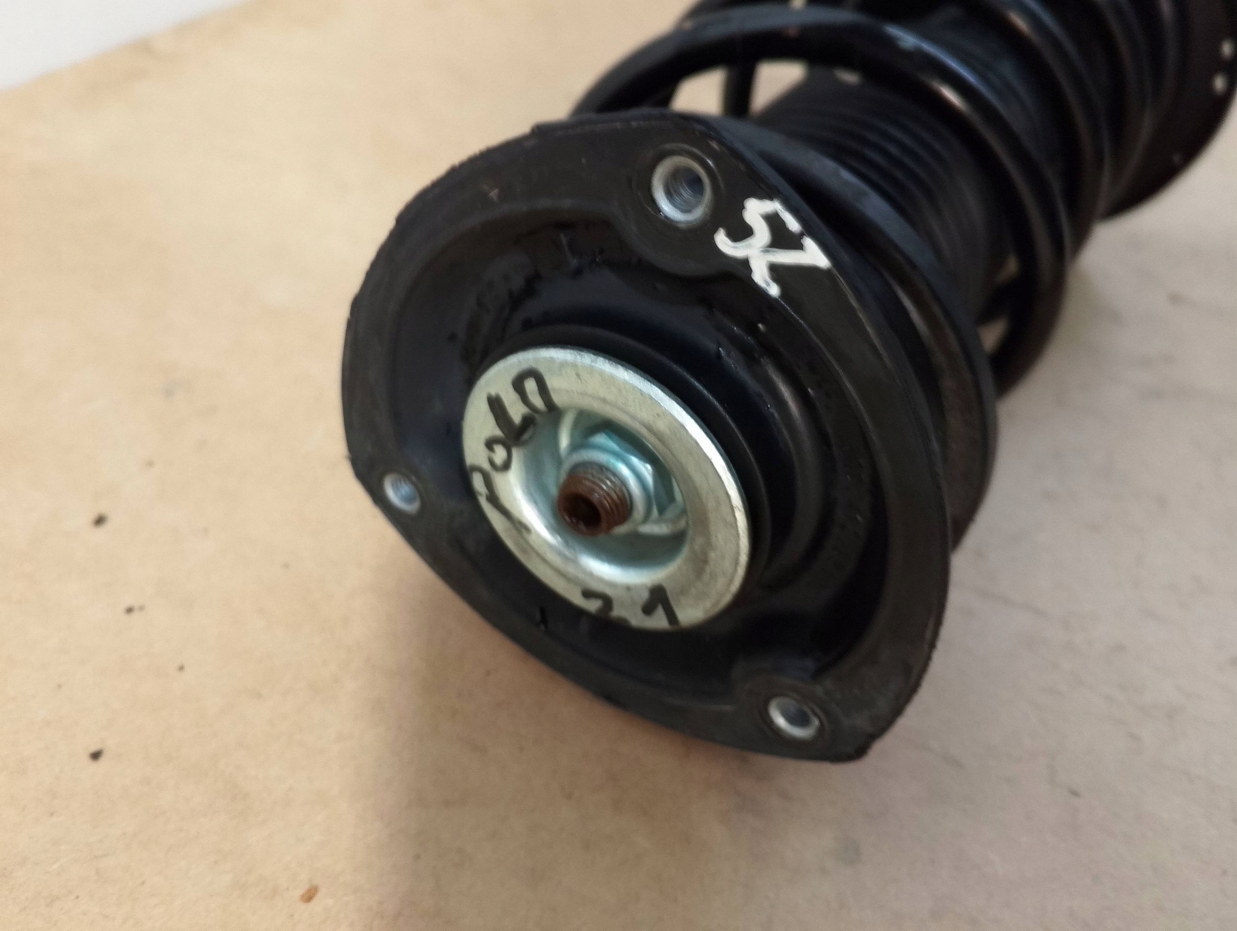Volkswagen VW TAIGO 6Q0412141C shock absorber McPherson right front front