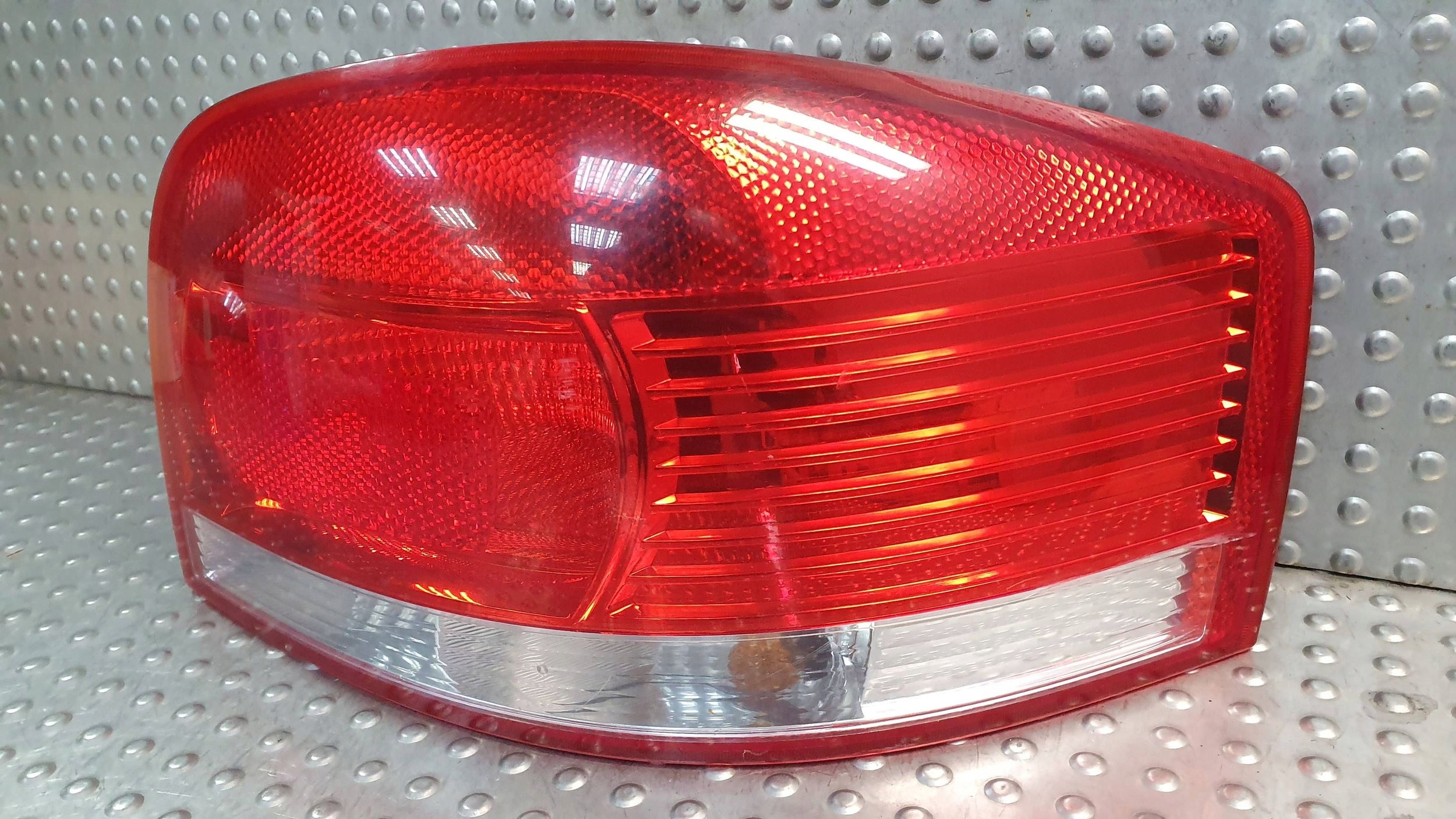 light rear part right AUDI A3 8P 3D 03- 8P0945096