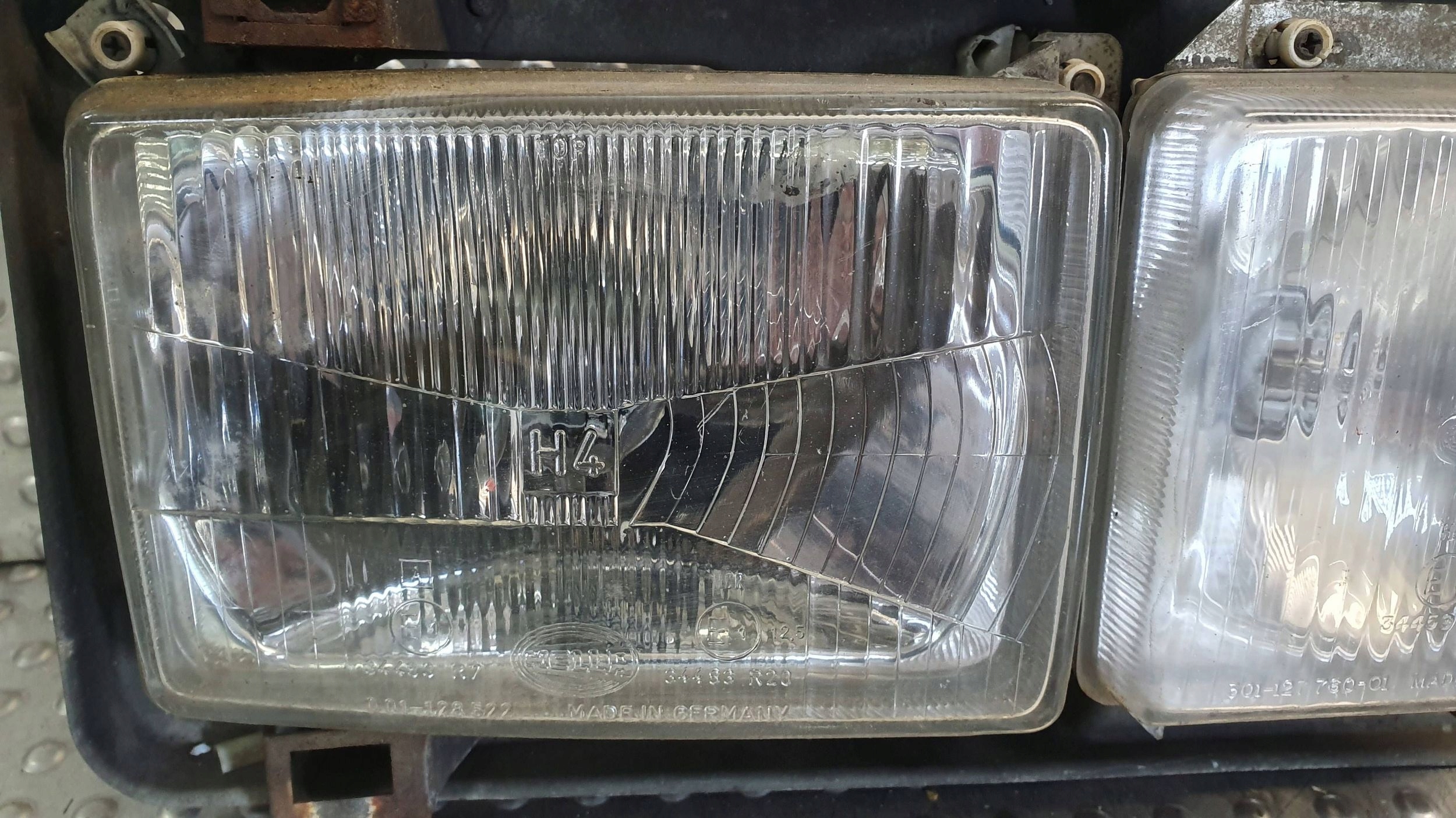 light front right VW TRANSPORTER T3 LIFT 85- 255941006