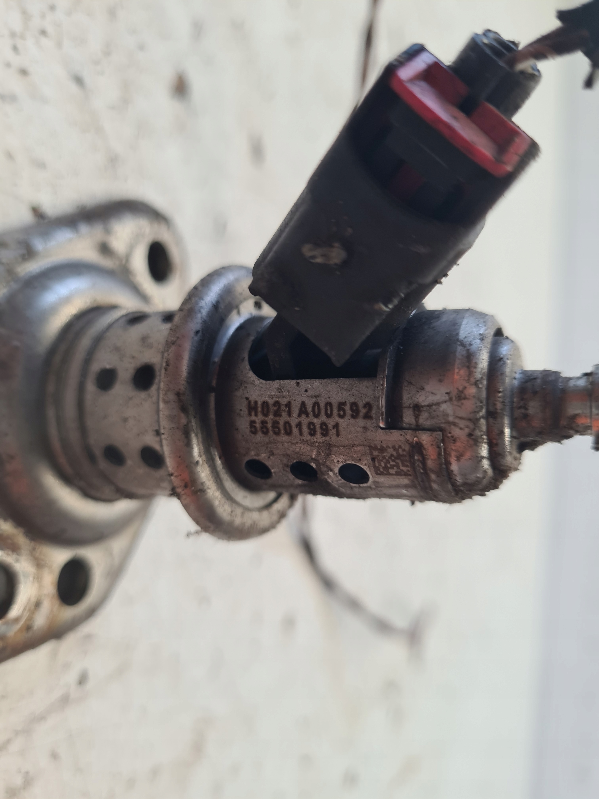 OPEL INSIGNIA A LIFT injector ADBLUE 55501991 B20DTH