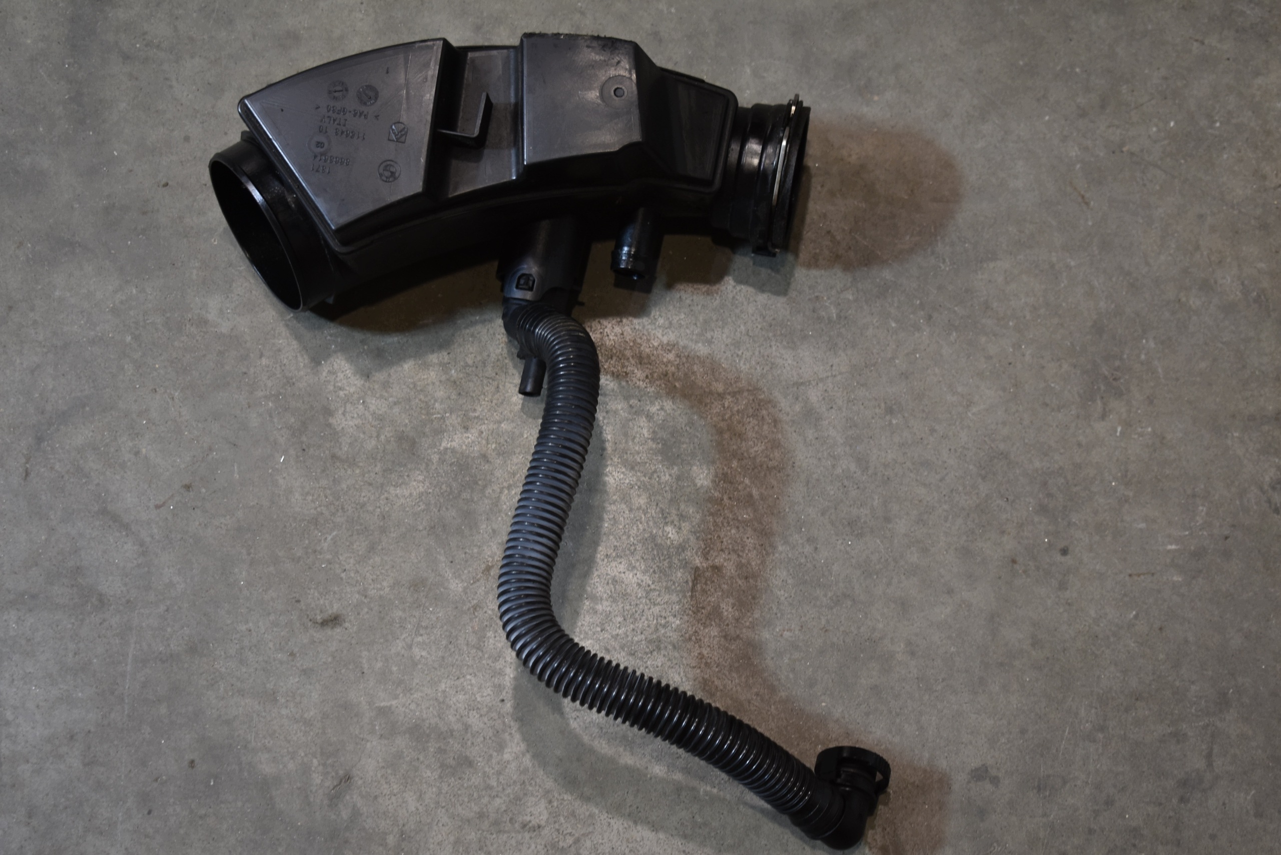 IDEALNA pipe air hose BMW X7 G07 G06 G05 1