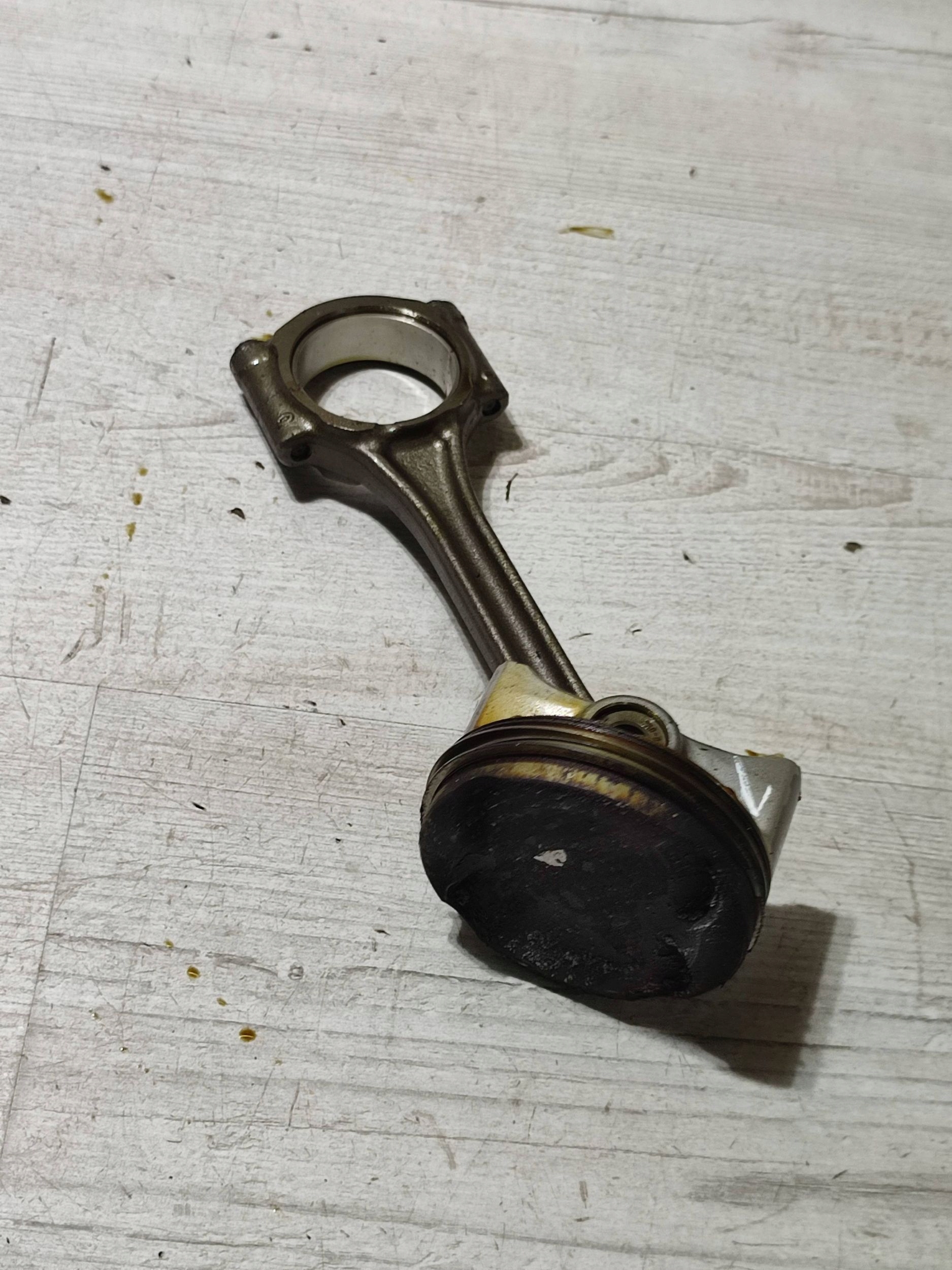 Opel Corsa F 2020 Piston avec bielle