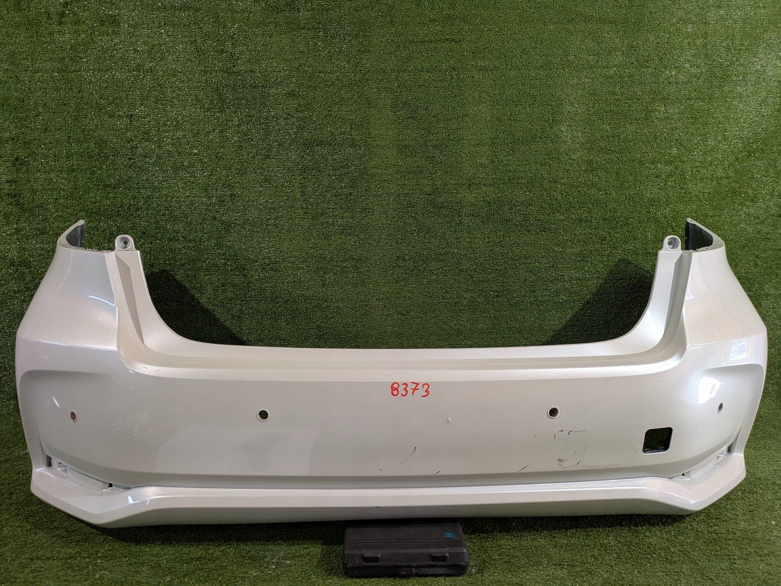 lökhárító hátsó far TOYOTA COROLLA E21 SEDAN NR.8372