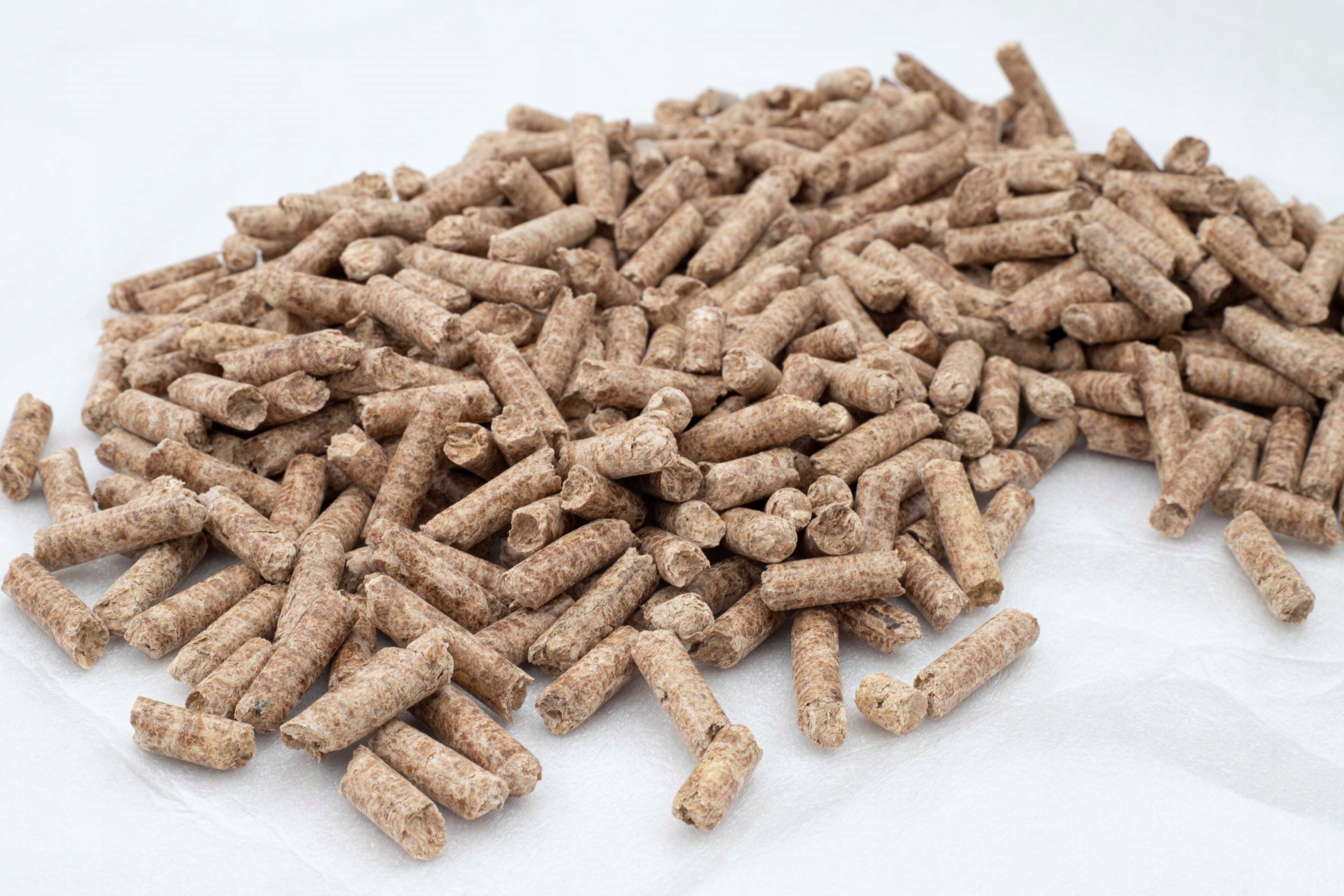 PELLET DRZEWNY 6mm A1 CERTYFIKOWANY Opał pelet czysty buk – Paleta 450 kg Kod producenta Terra Verde