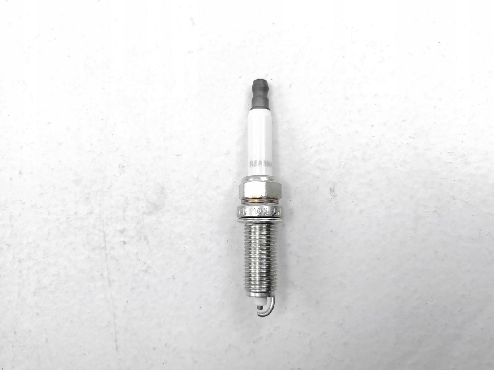 ŚWIECA ZAPŁONOWA CITROEN C2 PEUGEOT 207 1.2 Producent części Champion