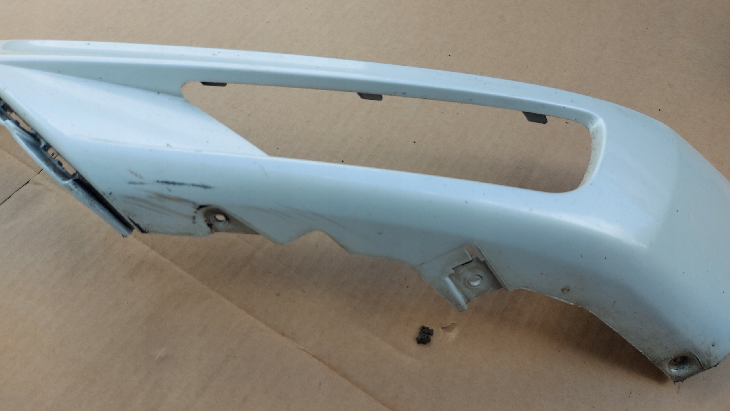 moulding of a bumper left left front VOLVO XC90 II 17
