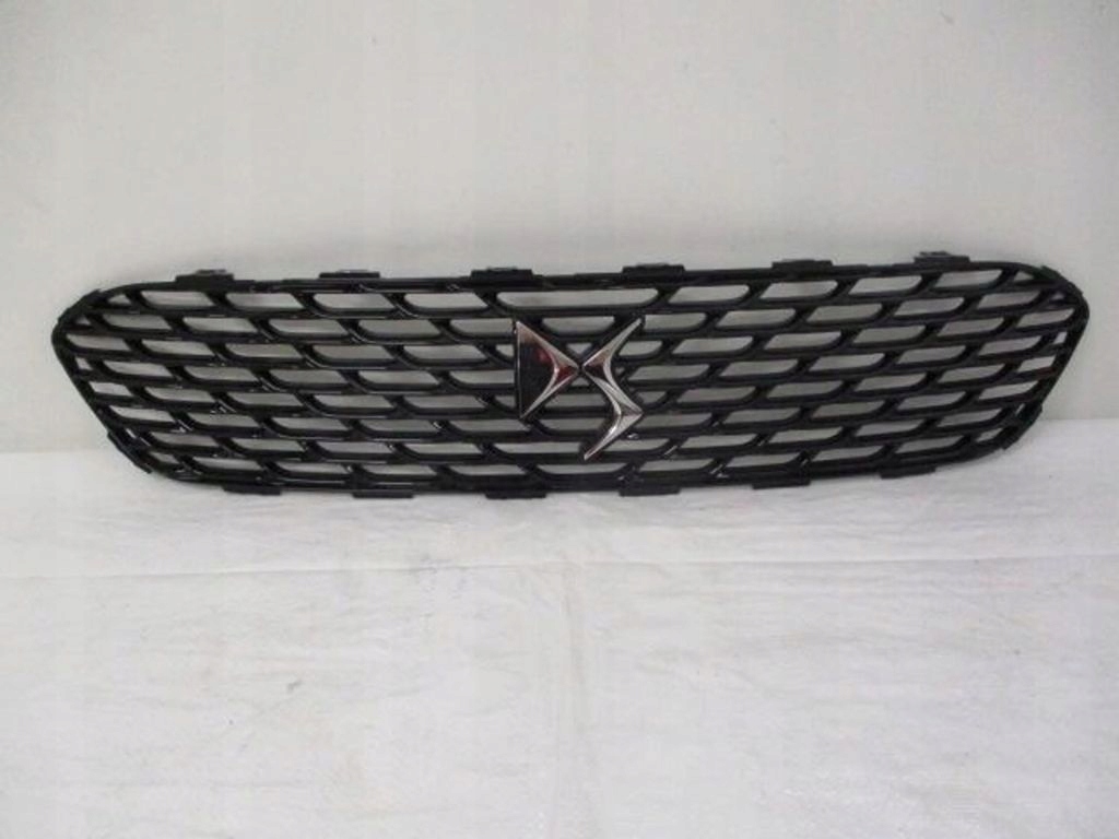 CITROEN DS4 рестайлинг решетка бампера логотип новая