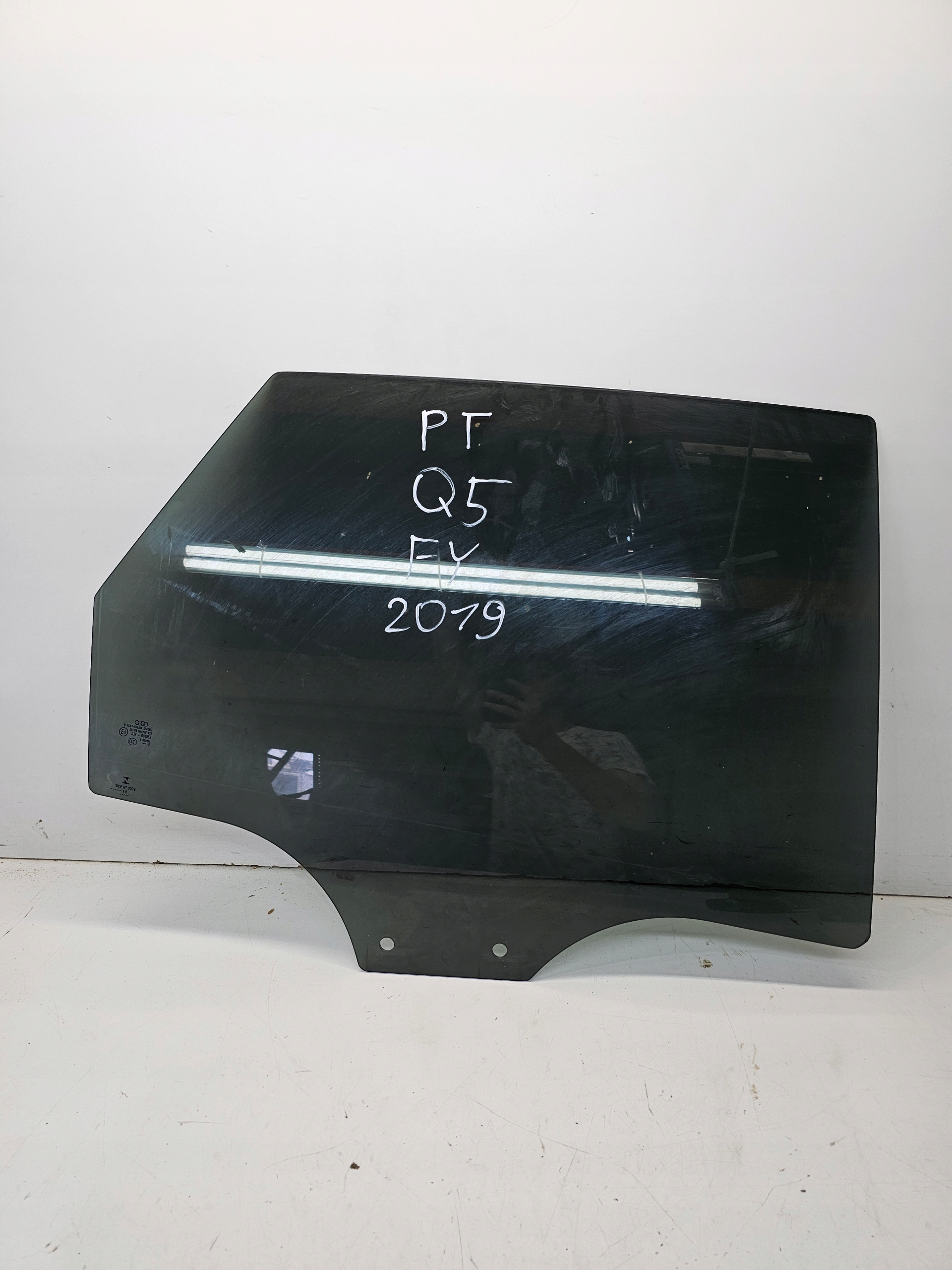 window side door right rear part AUDI Q5 FY 80A 2019 80A845206A
