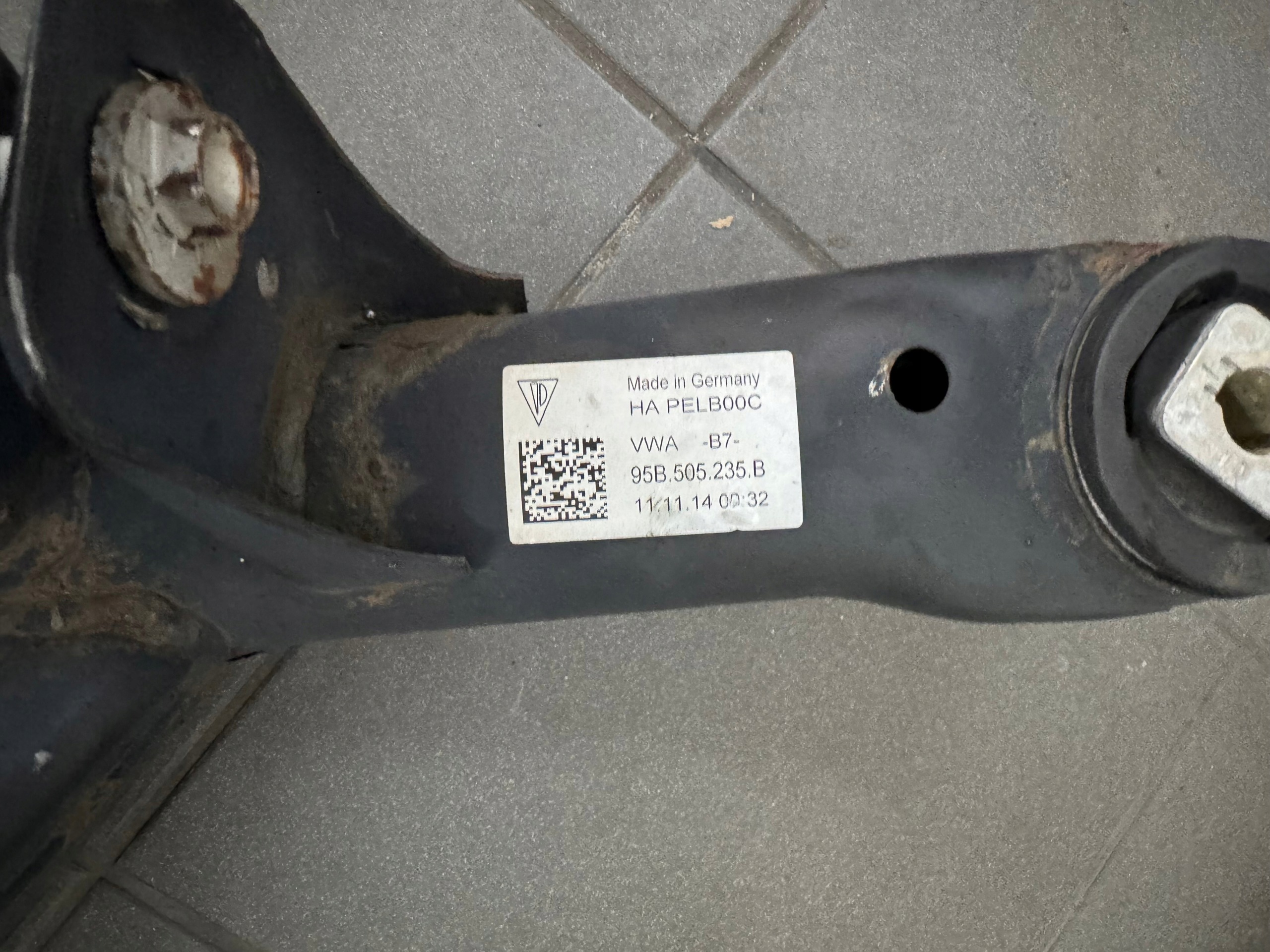axle beam rear. subframe rear PORSCHE MACAN 95B 95B505235B