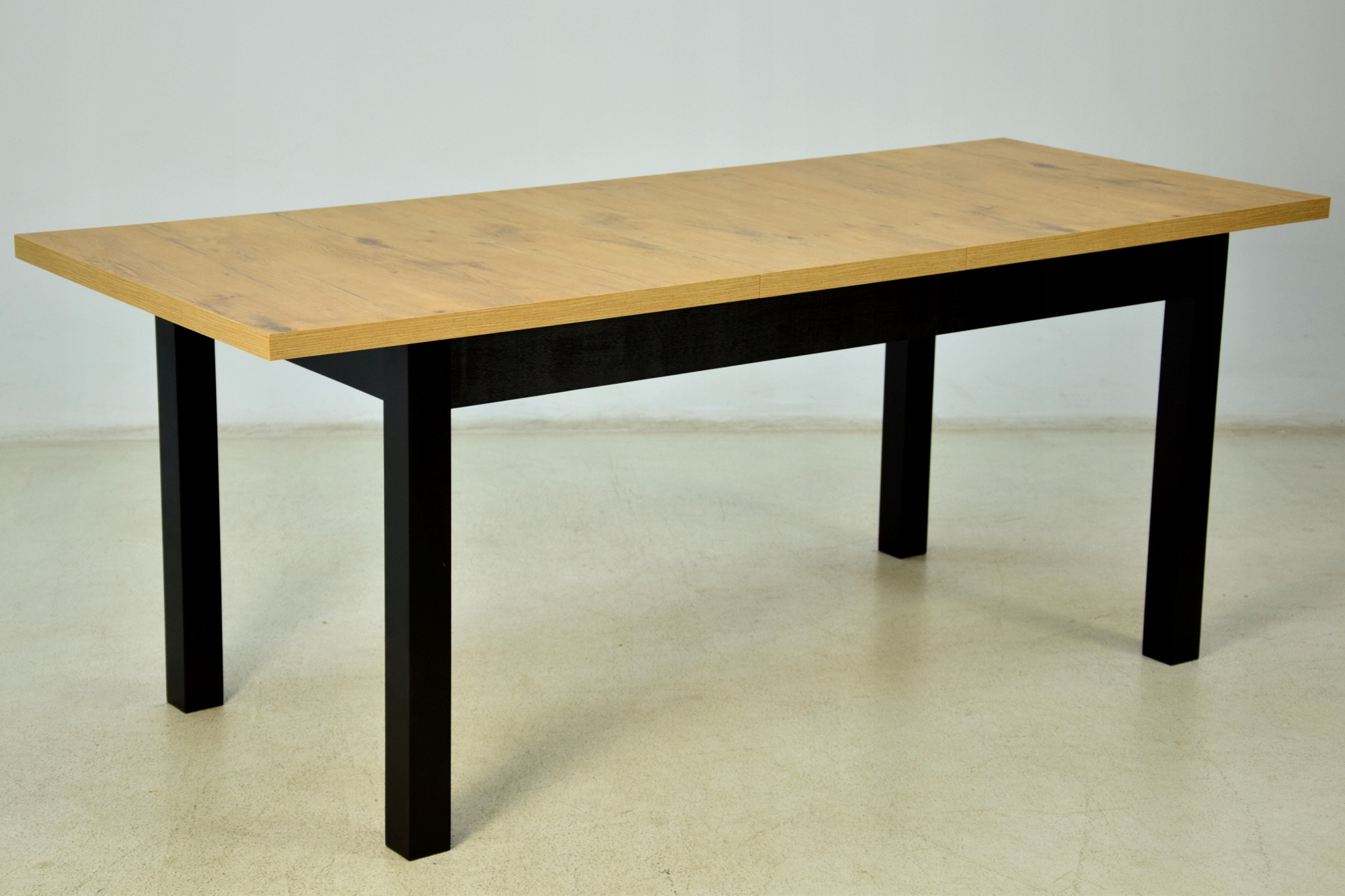 Stół klasyczny 70x120 rozkładany do 160 cm Marka Ada-meble