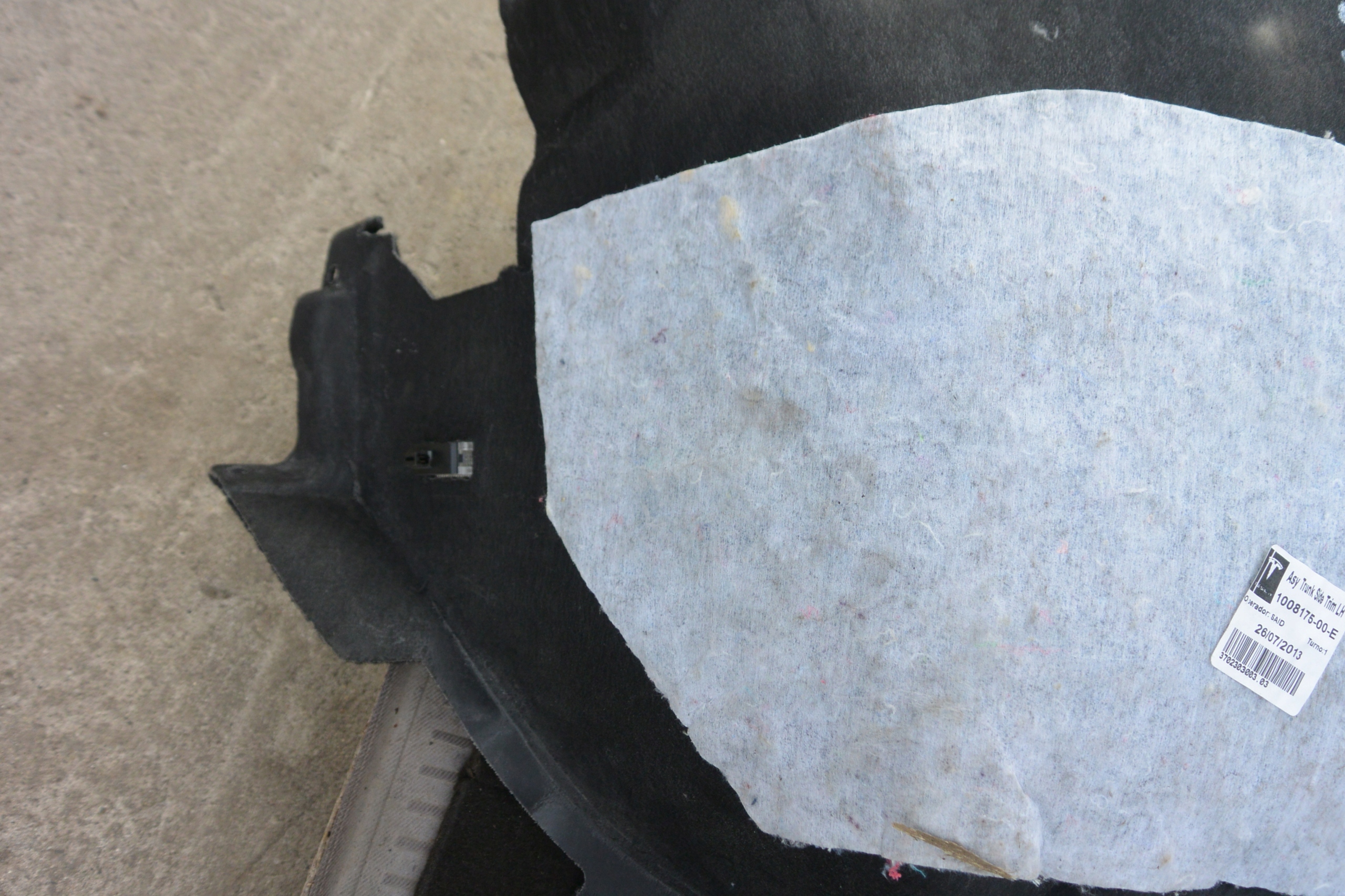 boot upholstery right left TESLA MODEL S 2012-2016 ROK