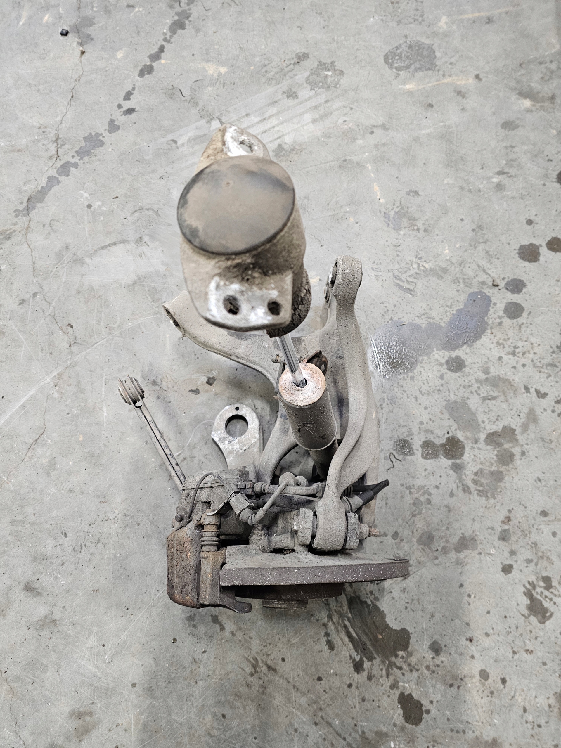 AUDI A6 C7 swing MCPERSON left rear part rear