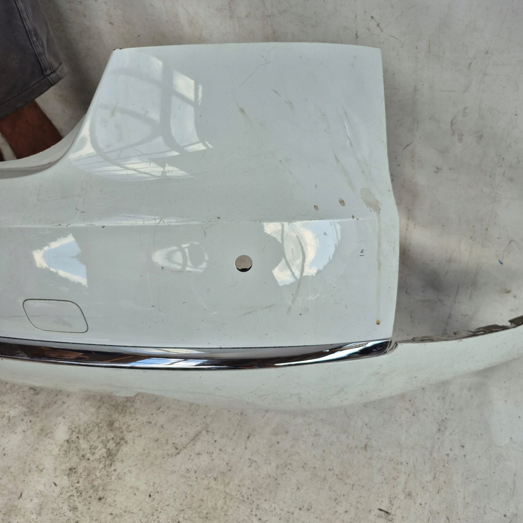 AUDI A8 4H 4H0 11- bumper rear part rear PDC CHROM 4H0807511