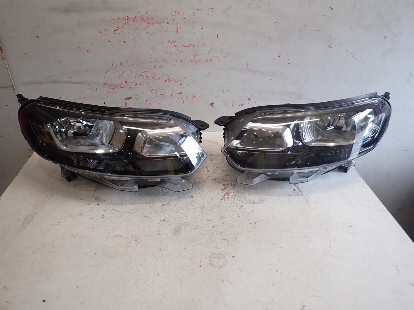 light front front right CITROEN JUMPY III VIVARO C 2016- 9808567680