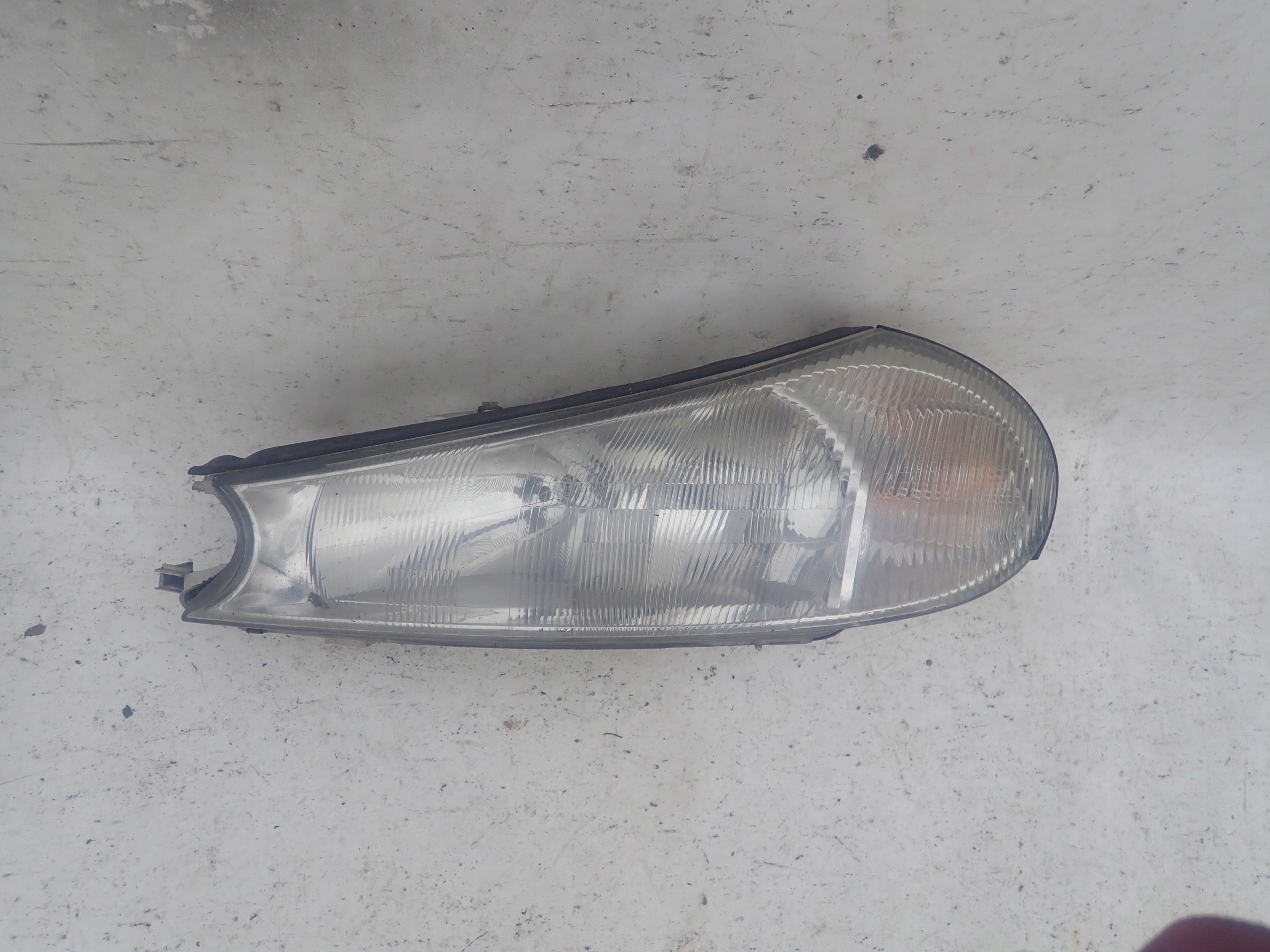 FORD MONDEO MK2 LIFT light left front front