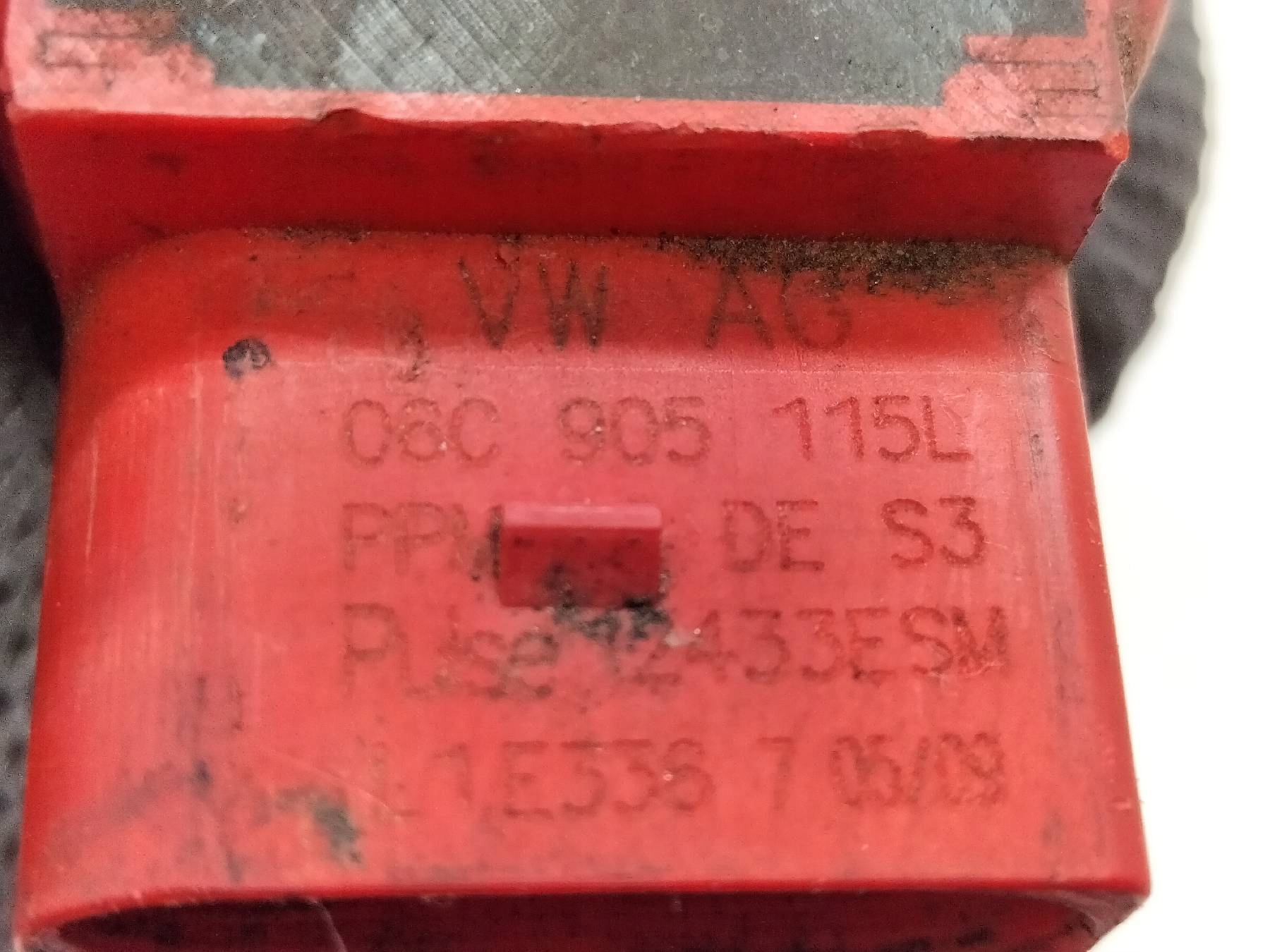 coil ignition 0986221024 06C905115L 2.0 B Audi A4 II (2000-2006) B6